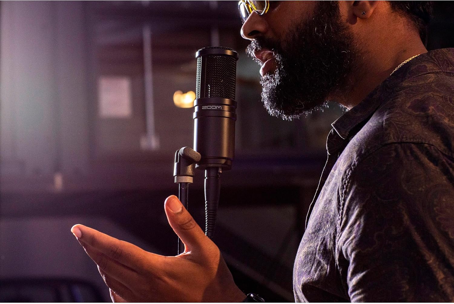 Zoom ZDM-1 Dynamic Podcasting Microphone with On-Stage Stands MS7701B Tripod Mic Stand and XLR Cable