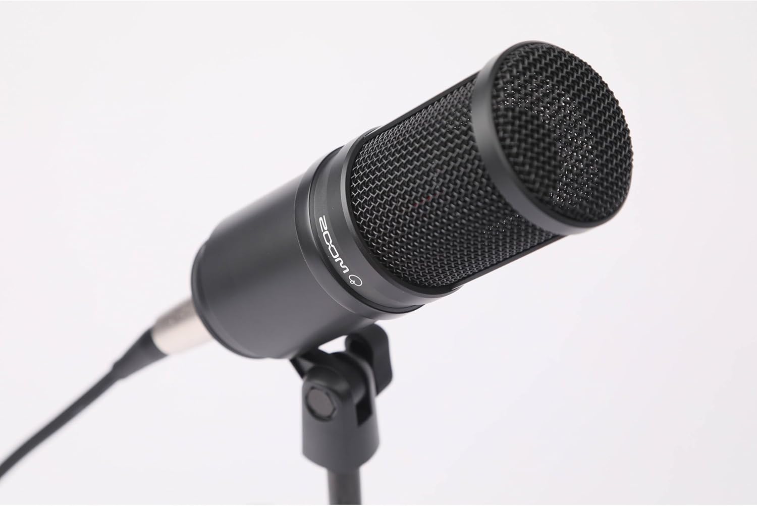 Zoom ZDM-1 Dynamic Podcasting Microphone with On-Stage Stands MS7701B Tripod Mic Stand and XLR Cable