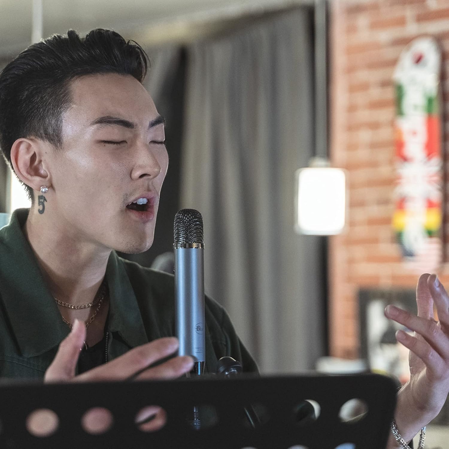 Blue Microphones Ember Condenser Microphone (Renewed)