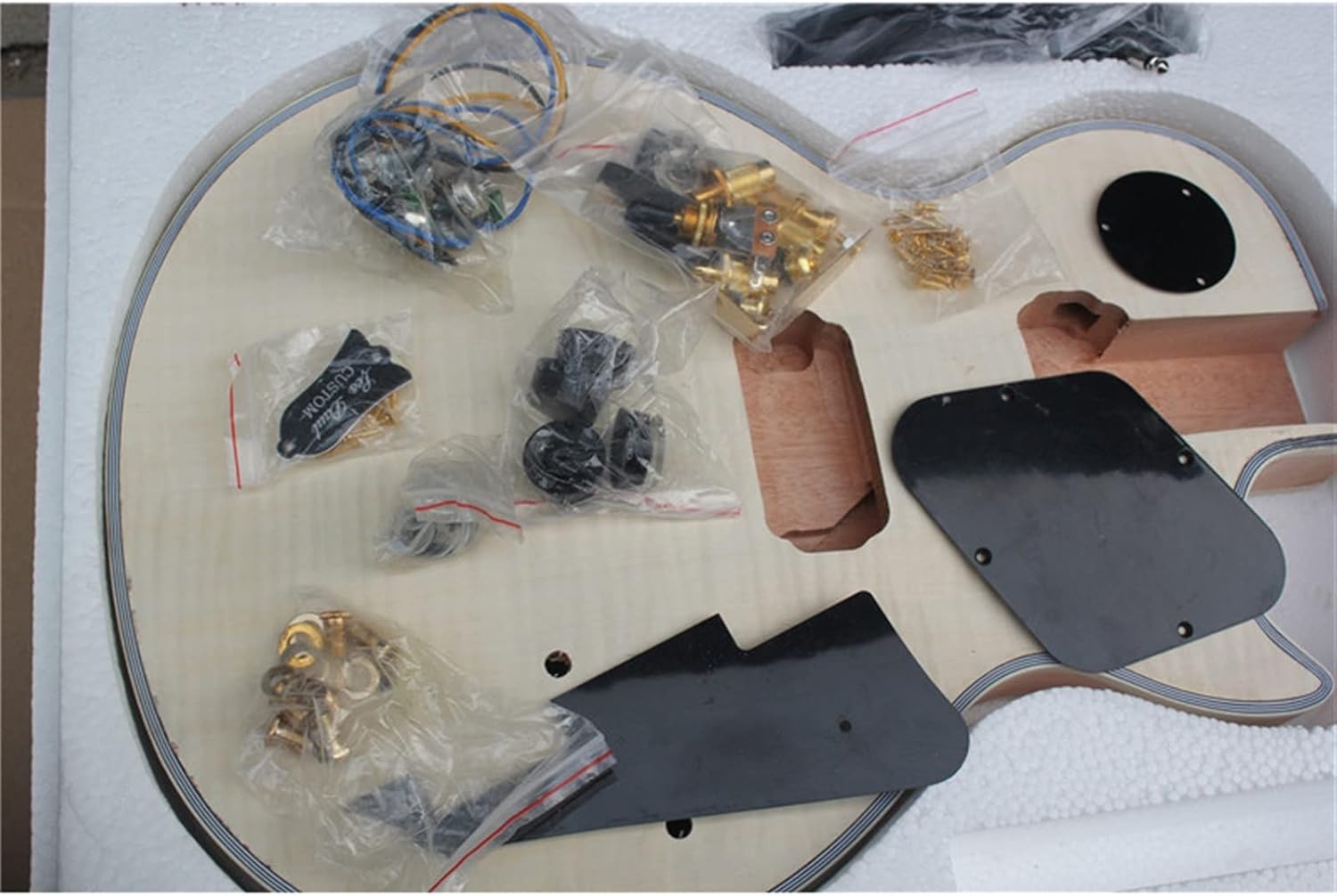 DIY Electric Guitar Kit 38 Inches Classic DIY 6 String Electric Guitar DIY Kit with Gold Plated Hardware