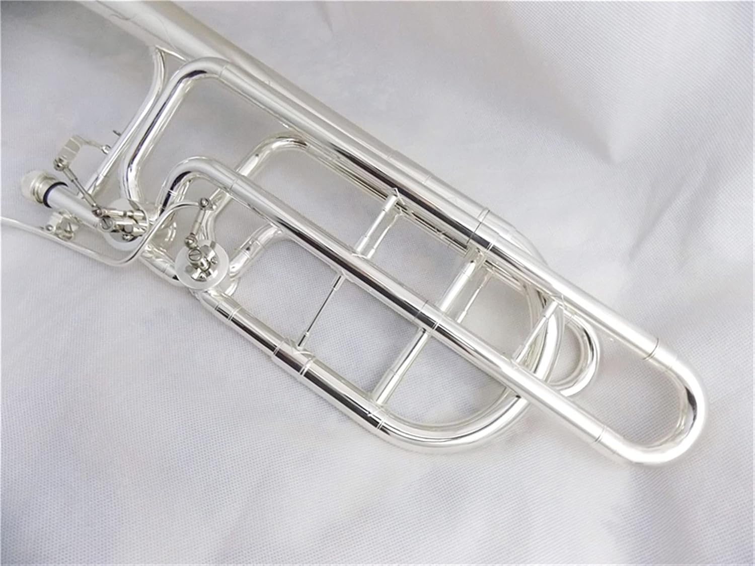 Standard Trombone Bass Trombone Bb/F/EB/D with Case Mouthpiece Silver Plated Trombone Musical Instruments Slide Trombones Valve Trombone (Color : Silver Plated)
