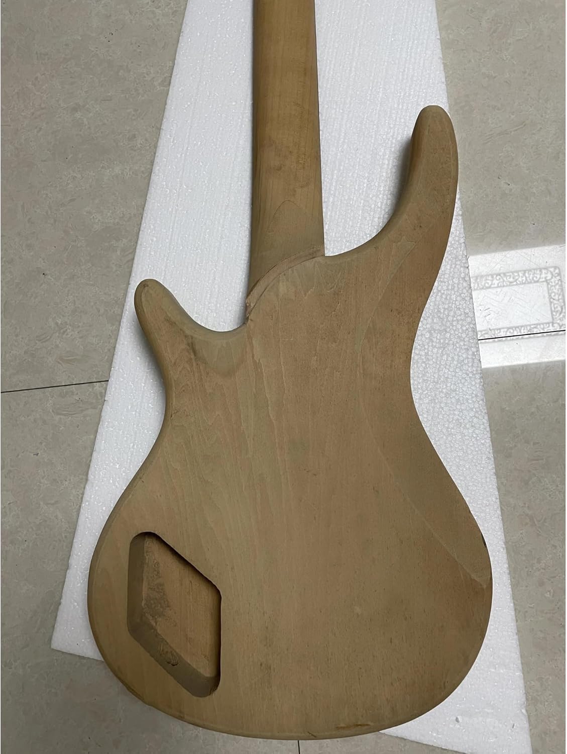 Guitar Body Guitar Replacement Parts 5 Strings Right Hand With Frets Unfinished Electric Bass Guitar 43inch Top Solid Wood Body Uncolored Bassguitar