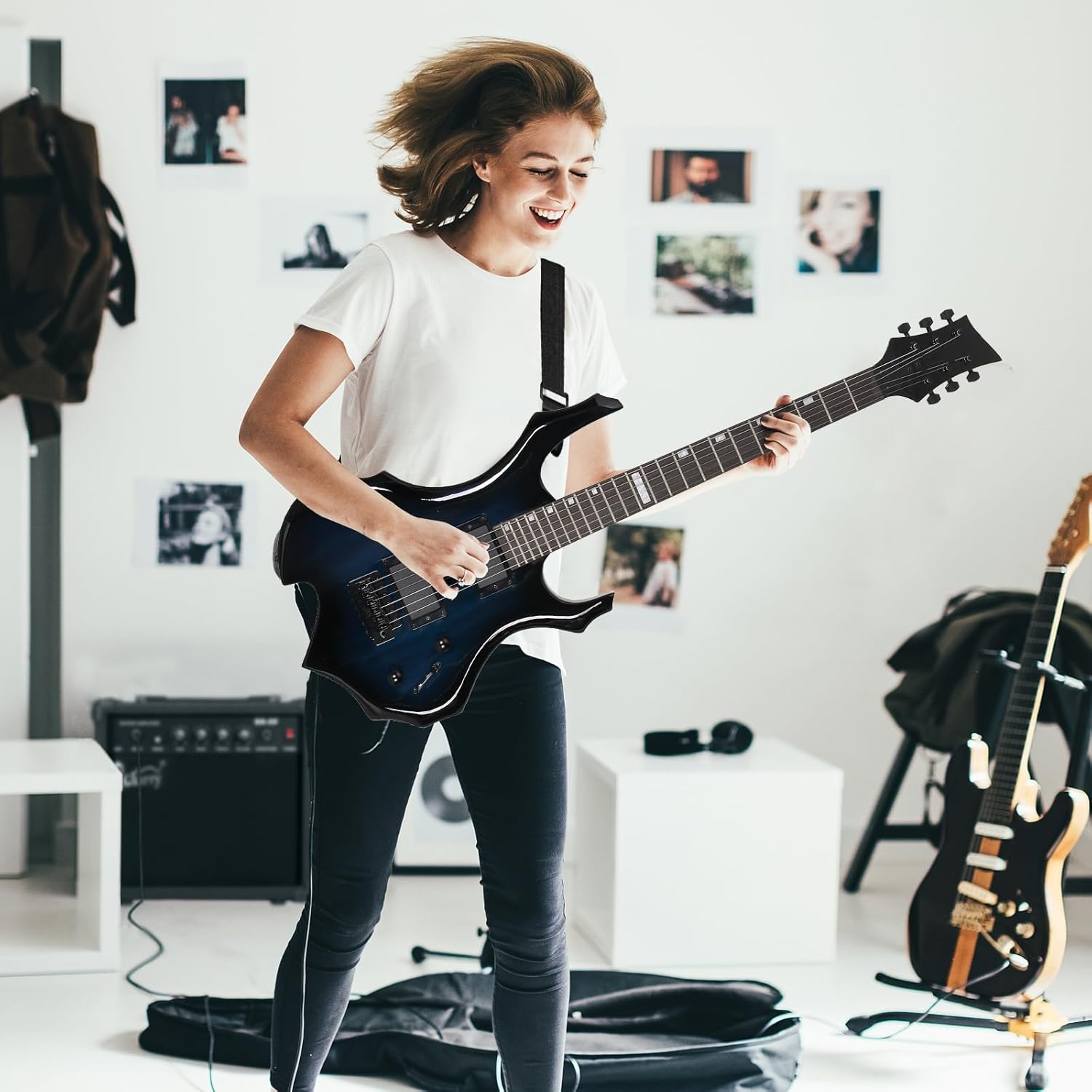 Solid Body Electric Guitar, Flame Design Electric Guitar Kit with 20Watt Amp, Gig Bag, Shoulder Strap, H-H Pickups 36 Inch Electric Guitars for Beginners & Professional (Blue)