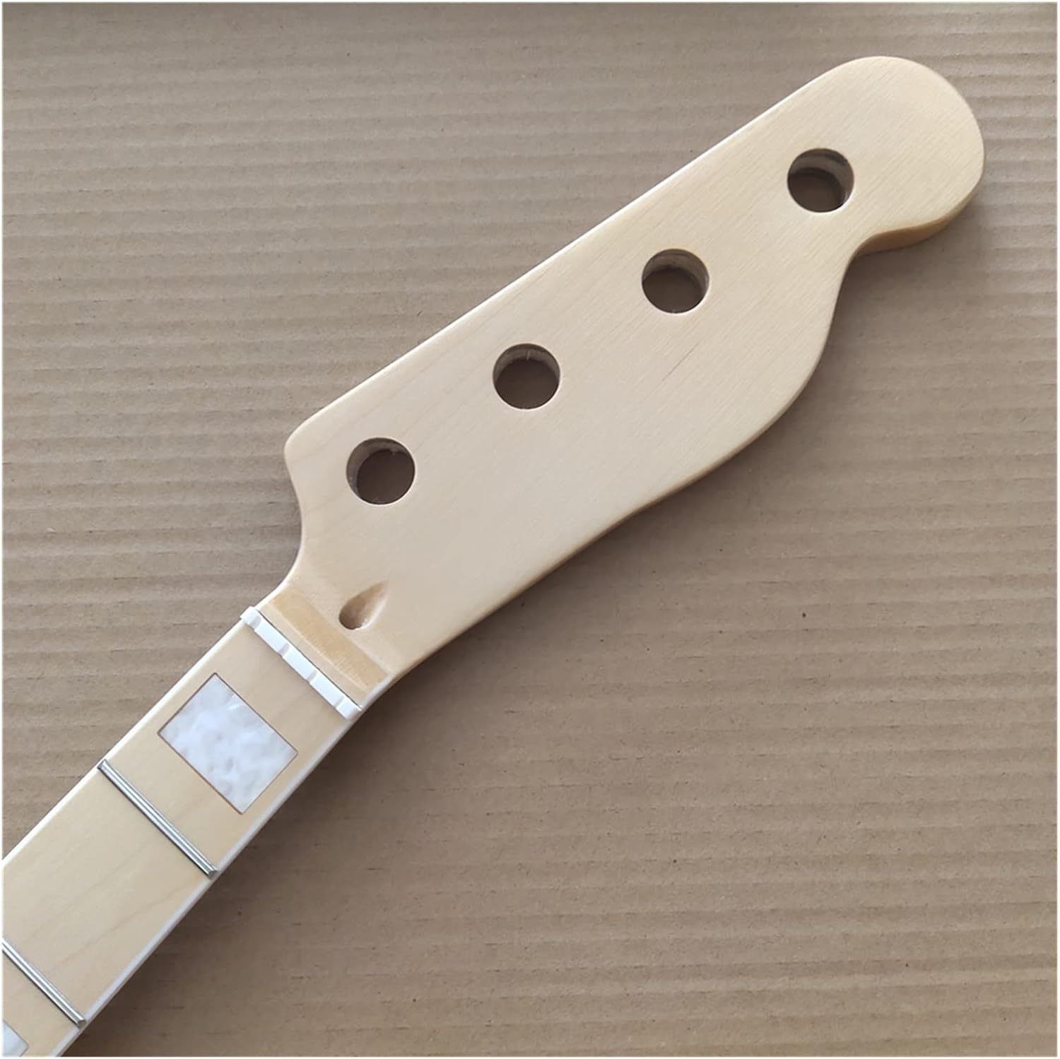 DIY Guitar Neck Gloss Maple Bass Guitar Neck 20 Fret Maple Fingerboard 4 String TL Bass Guitar Neck Parts Replacment Guitars Parts