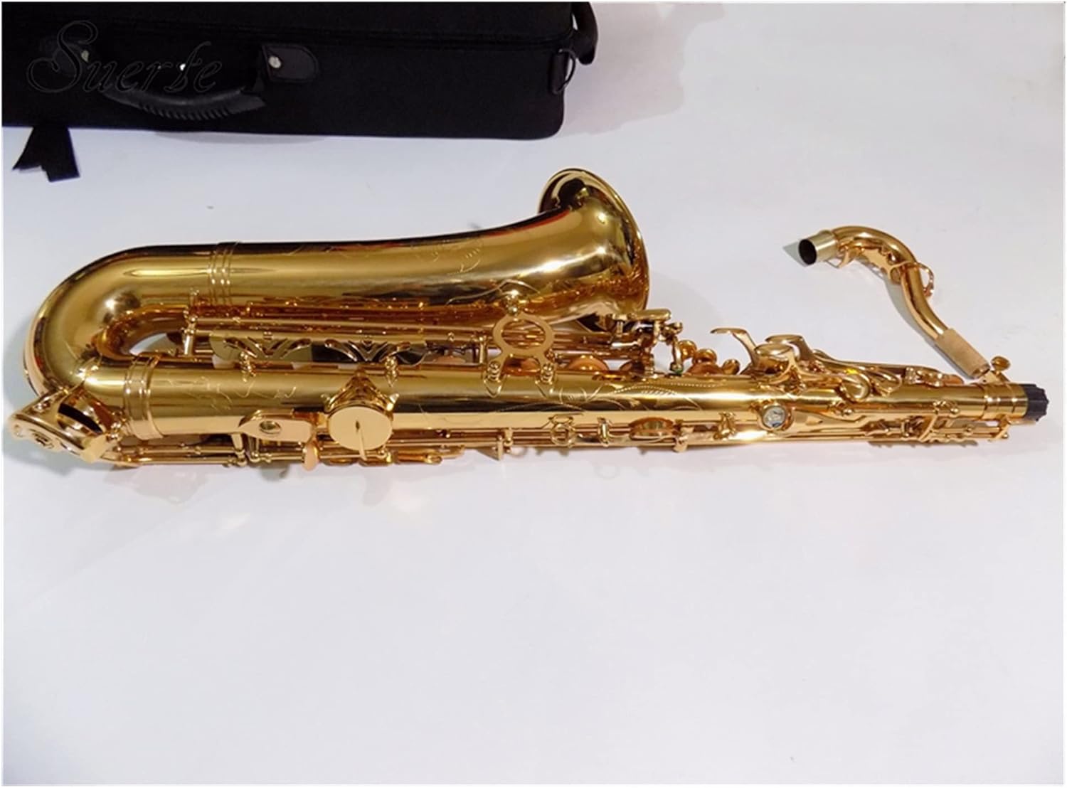 Professional Saxophone C Melody Saxophone Woodwind Sax Gold Lacquer with Case and Mouthpiece Brass Sax Beginners Kit