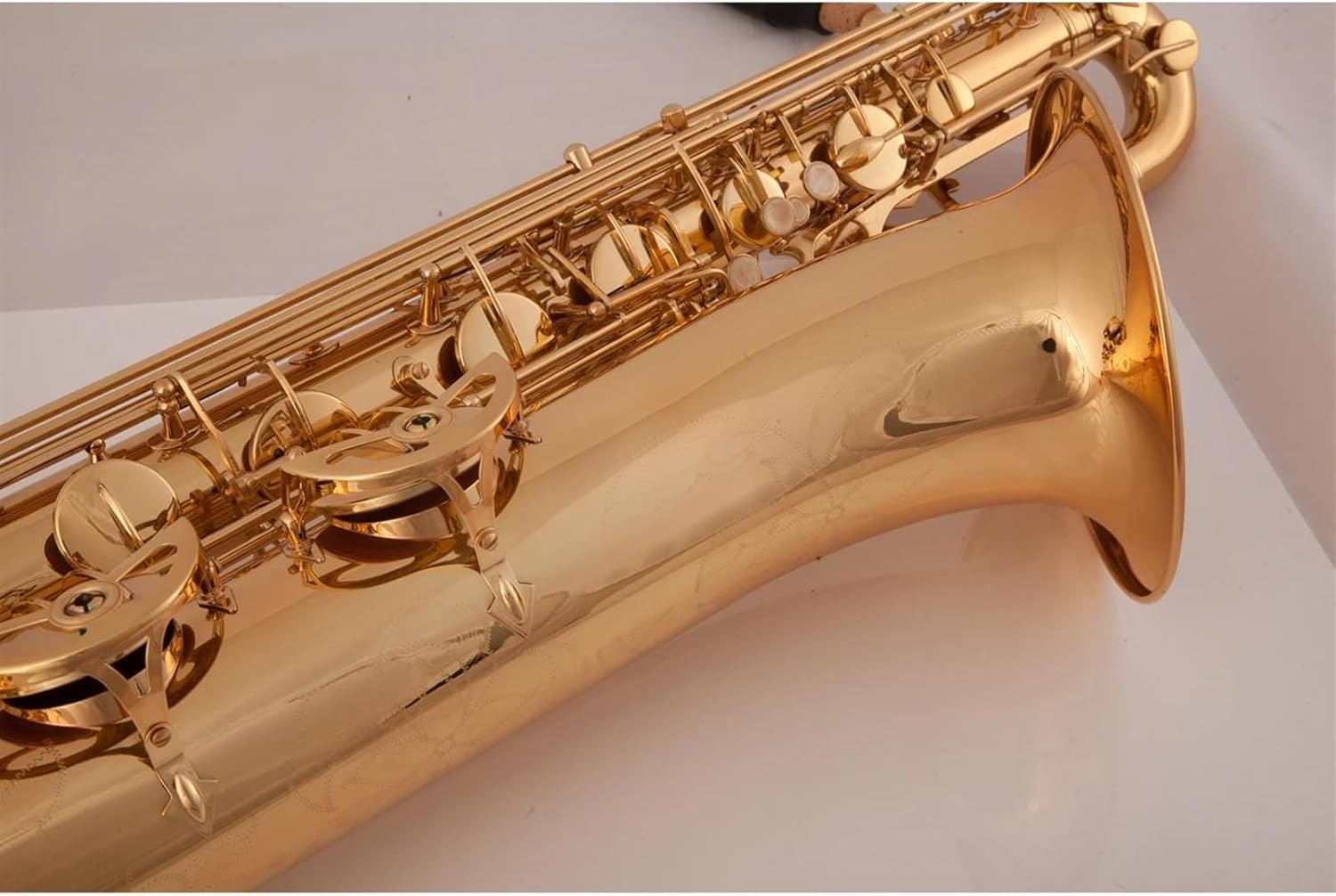 Beginner saxophone Baritone Saxophone E Flat Brass Plated Professional Woodwind Instrument With Case Sax Accessories