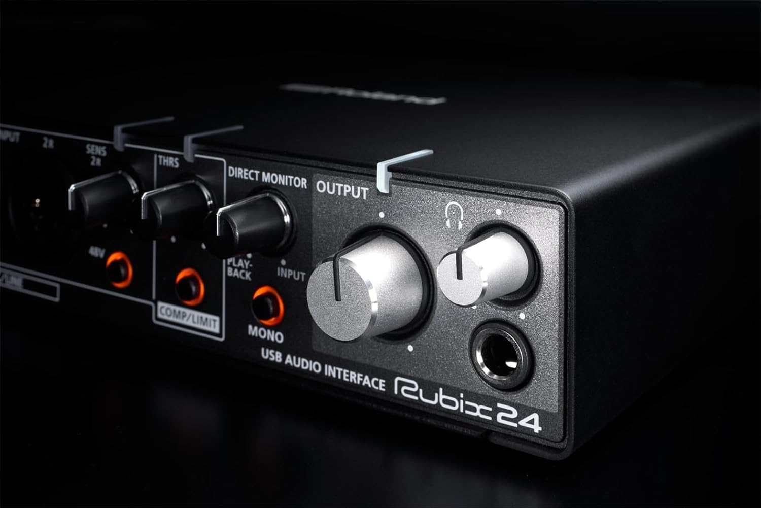 Roland RUBIX22 2-In 2-Out USB Audio Interface Bundle with Instrument Cable