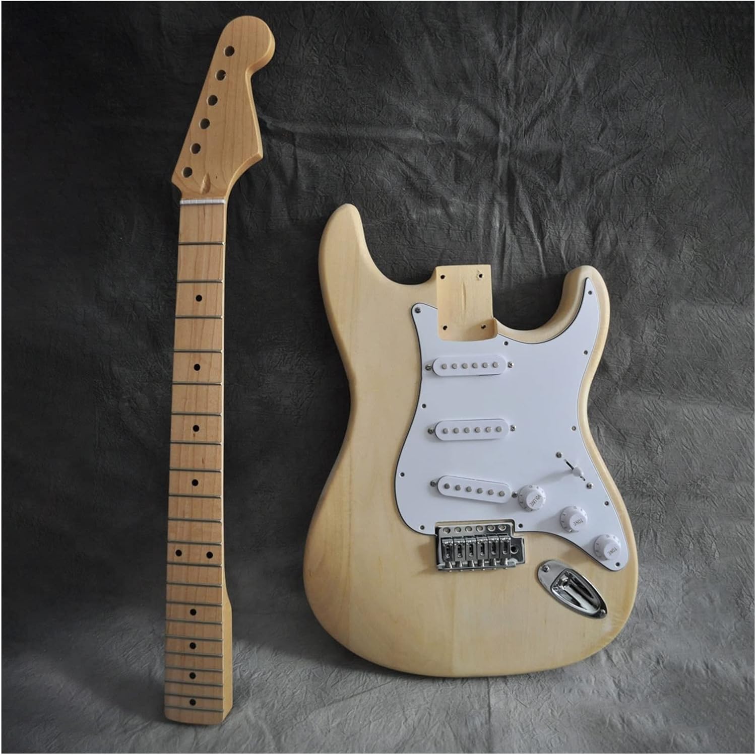 DIY Electric Guitar Kit DIY Electric Guitar Kit Basswood Body Maple Neck Fingerboard 21 Fret for Guitar Lovers