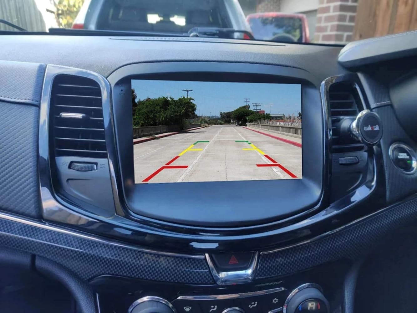 Upgraded Android 15 Car Radio for Chevrolet Caprice PPV/Holden Commodore 2014-2017, 9 Inch Car Stereo with Carplay&Android Auto GPS Navigator, Backup Camera, FM/RDS/SWC 2+64G Bluetooth 5.1 Radio 296