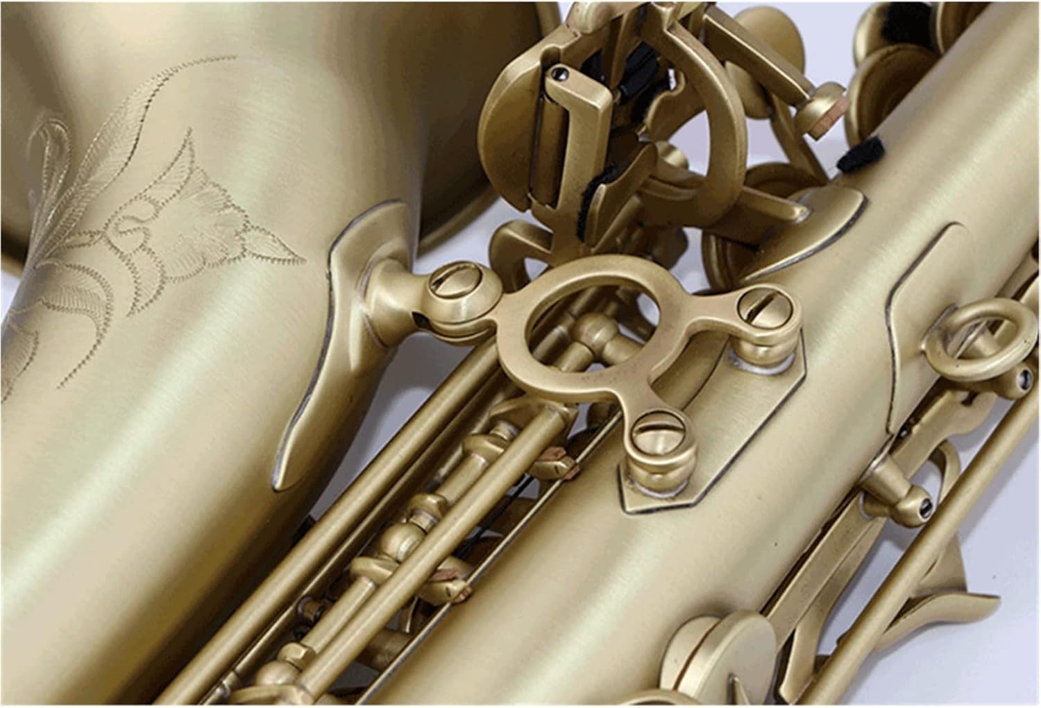 Saxophone B-Flat Brass Sax Woodwind Instrument Professional Saxophone