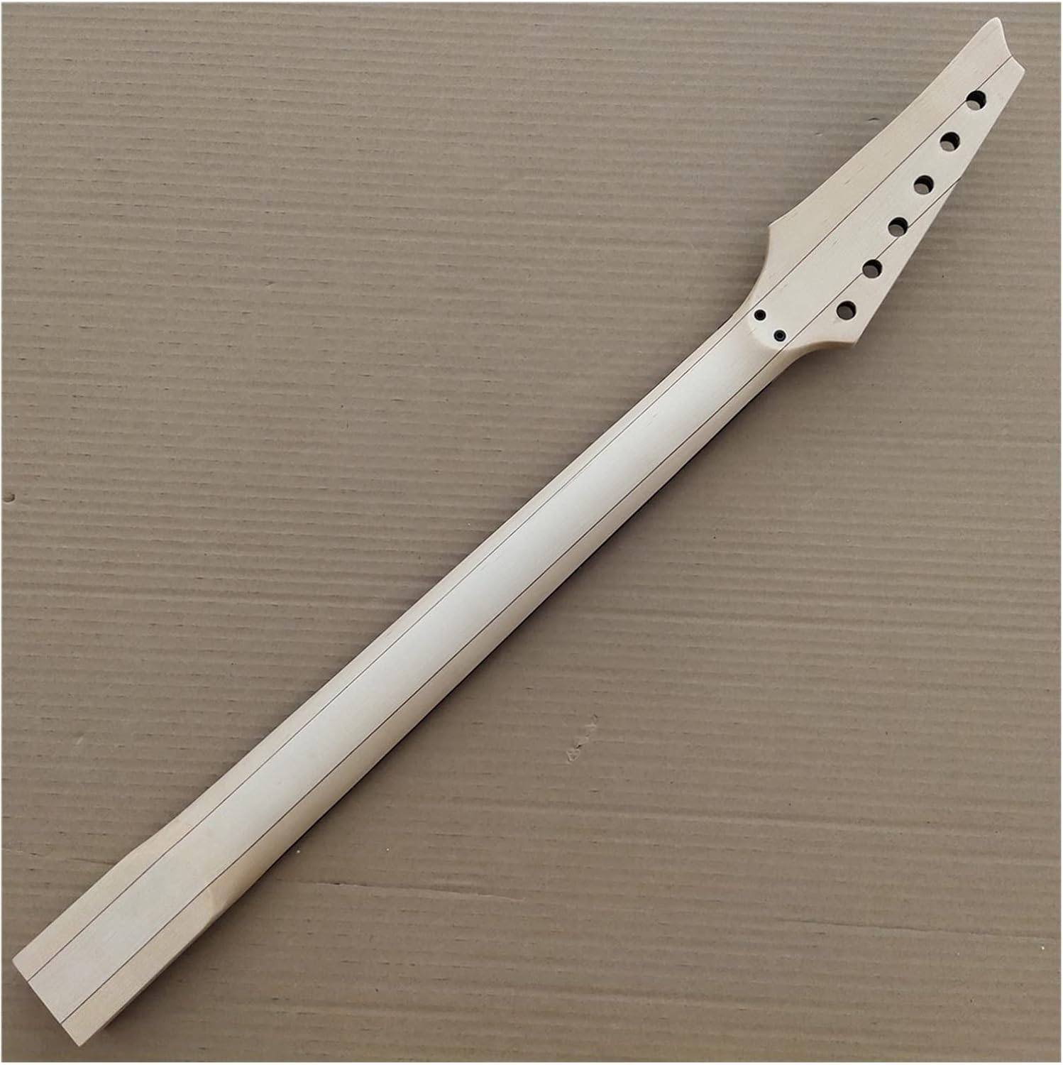 24 Frets Maple Electric Guitar Neck Replacement Rosewood Fingerboard Locking Nut Unfinished Guitar Neck