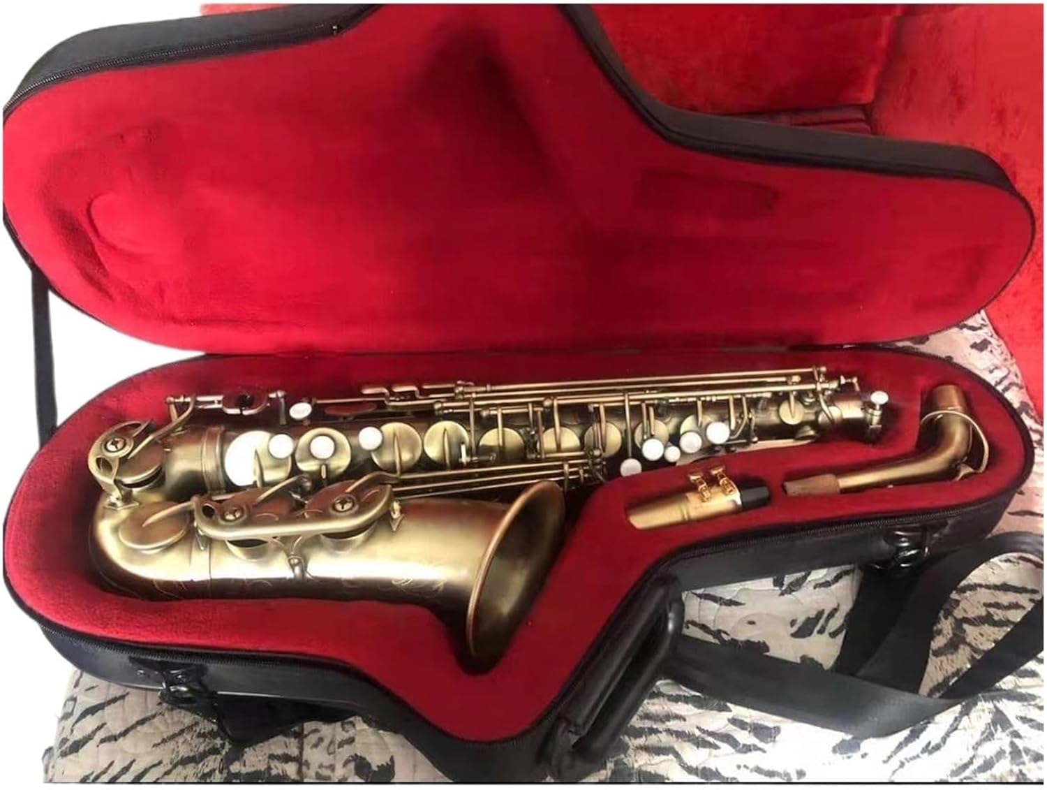 Beginner saxophone Eb Alto Saxophone Antique Simulation Alto Sax Professional Woodwind Musical Instrument (Color : Leather bag)