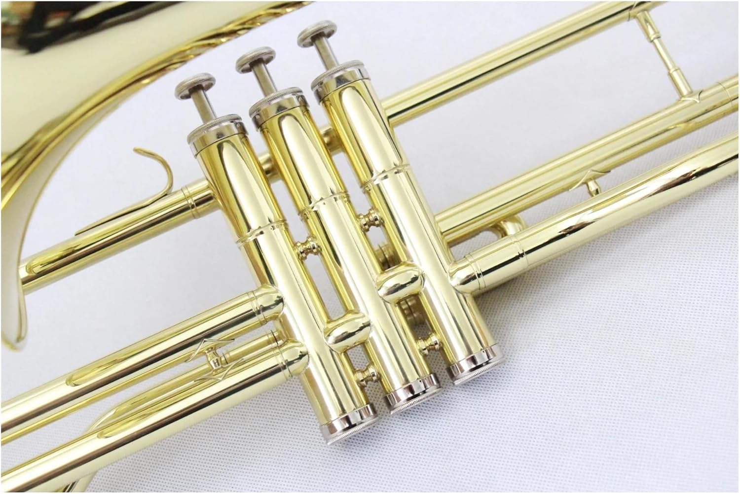 Professionals euphonium Chinese Trombone Instrument Gold Lacquered Piston Trombone Brass Body