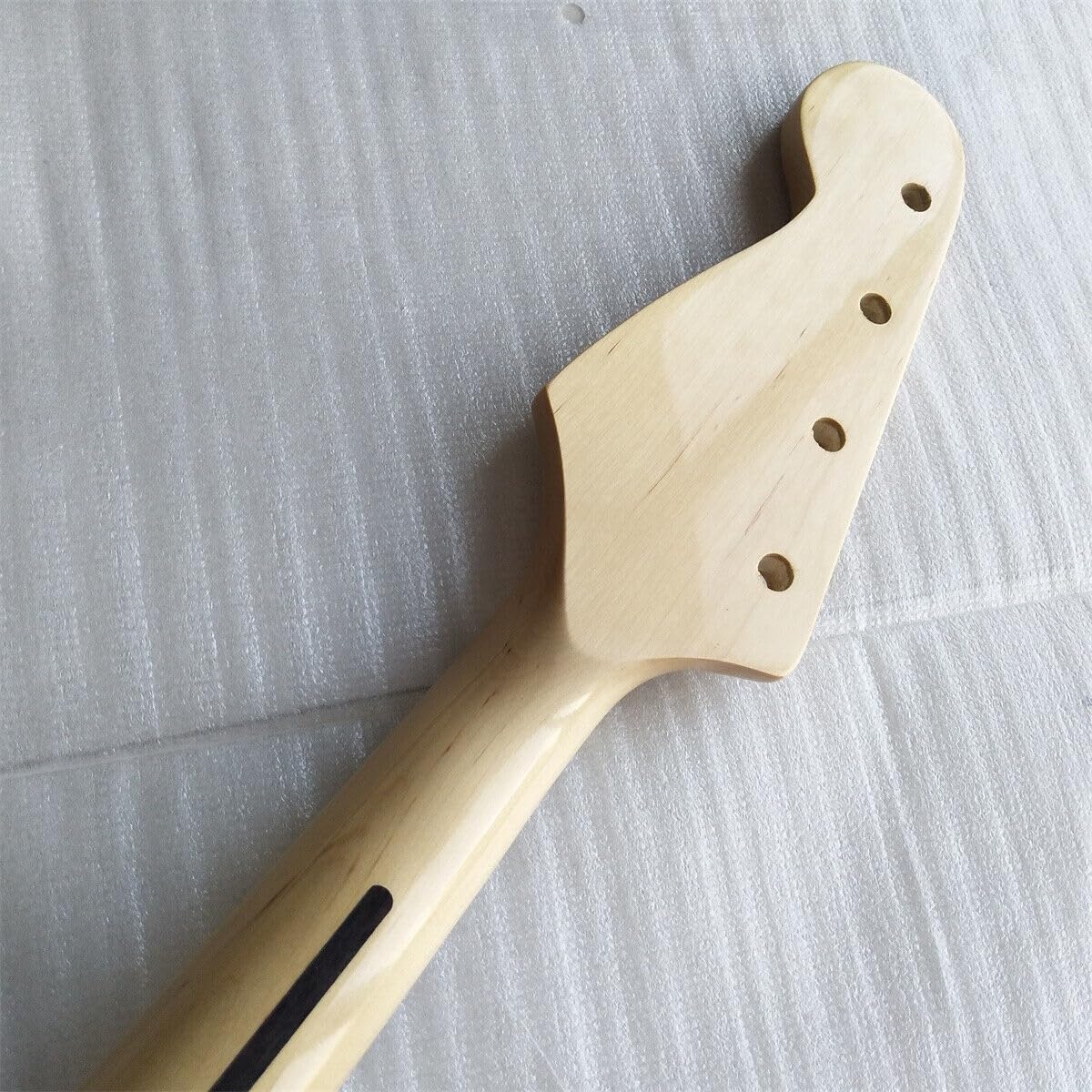 Gloss Maple 4 String 19 Fret 30 Inch Fretboard Electric Bass Guitar Neck Parts