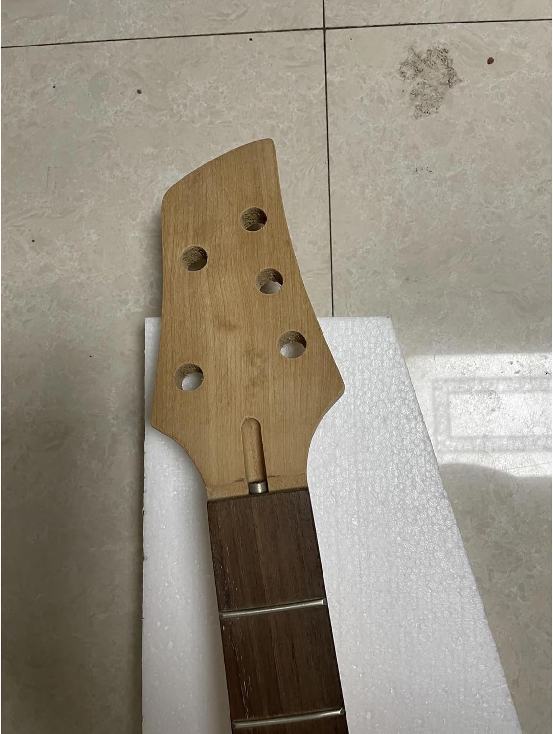 Guitar Body Guitar Replacement Parts 5 Strings Right Hand With Frets Unfinished Electric Bass Guitar 43inch Top Solid Wood Body Uncolored Bassguitar