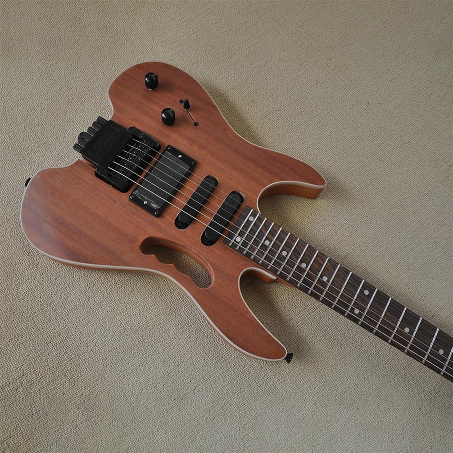 VENEKA Headless Electric Guitar Left Handed 39 Inches Headless Electric Guitar with SSH Pickup Rosewood Fretboard 24 Frets (Color : 01)