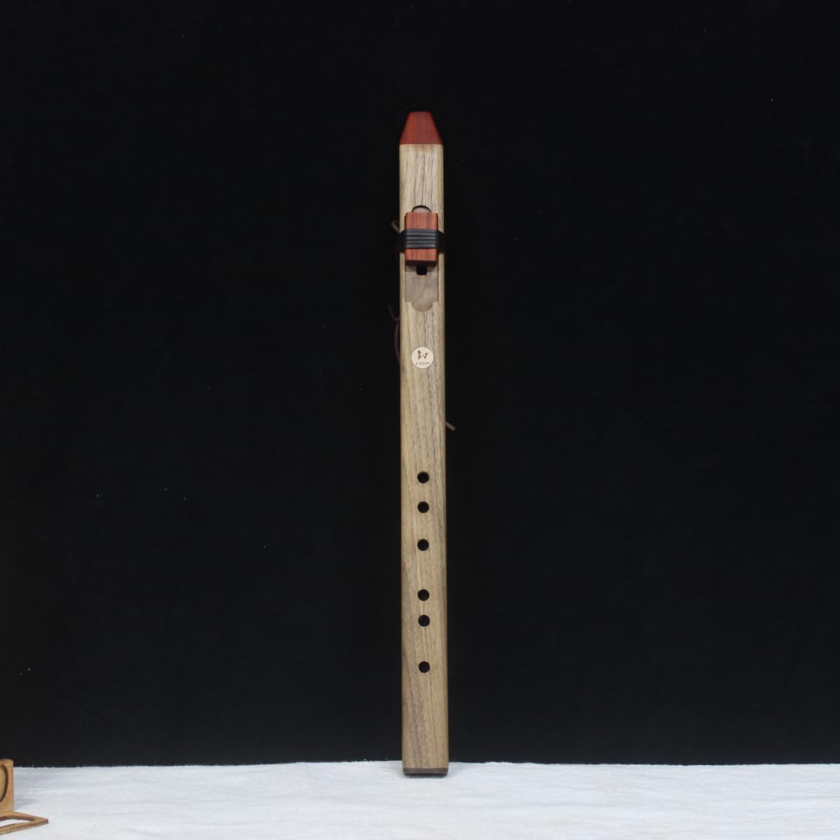 Chinese scale Native American wooden flute Easy to play with a wide range of repertoire C