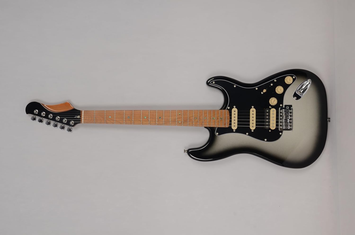 Full Size Solid Body Electric Guitar, ST Electric Guitar, Solid Body Electric Guitar, ST Series Phoenix Wood Body, Maple Neck and Plywood Fingerboard Accessories, Tools and Gig Bag