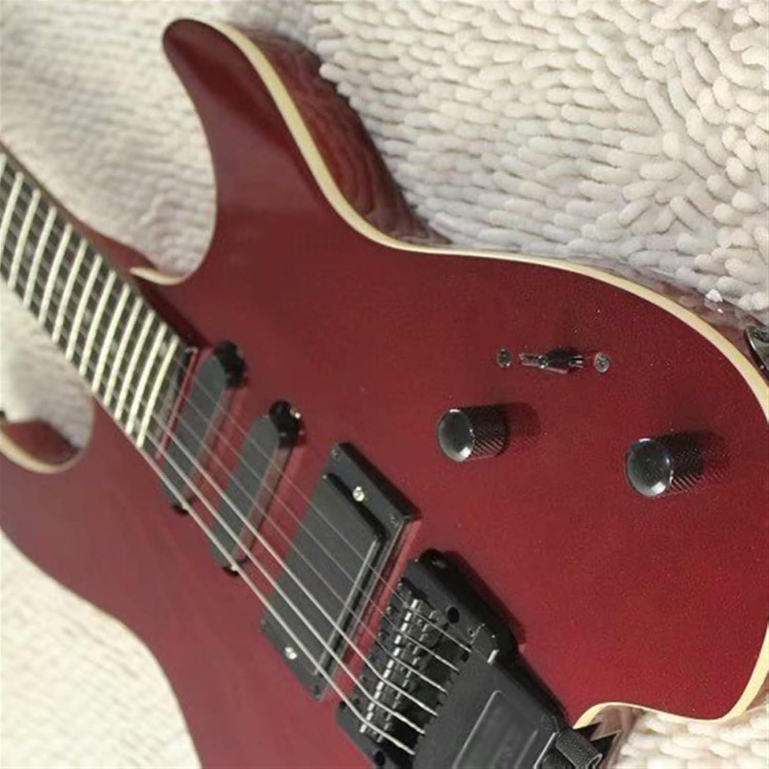 VENEKA Headless Electric Guitar 39 Inches Red Headless Electric Guitar with Rosewood Fretboard 24 Frets