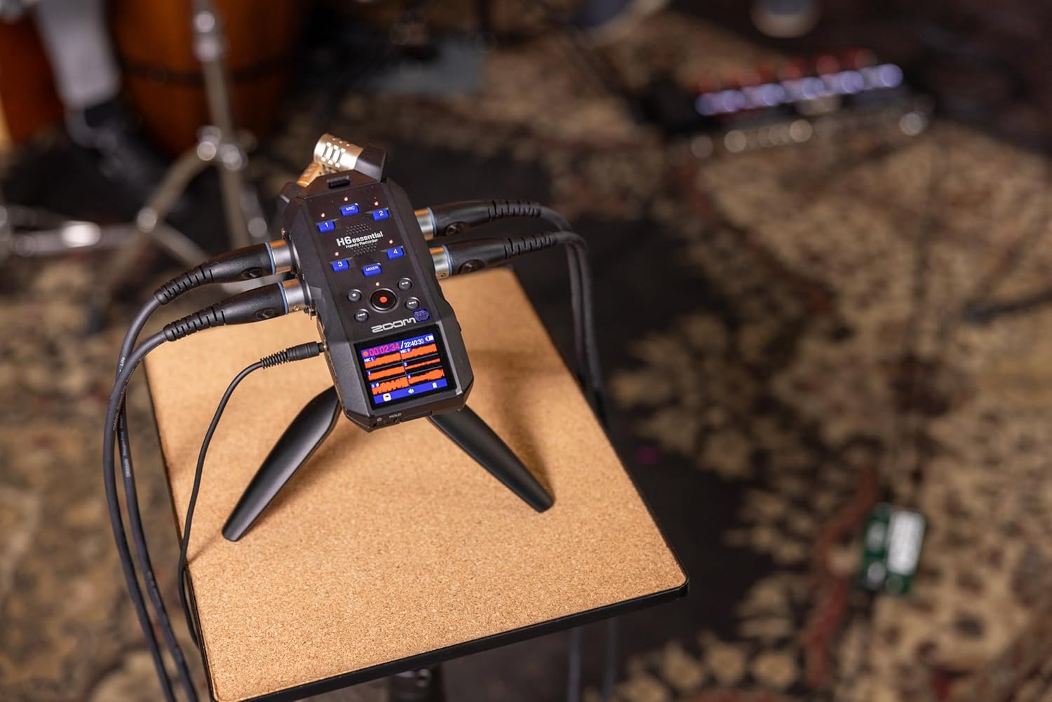 Zoom H6essential with 32-Bit Float, Accessibility, 6-Track Portable Recorder, Stereo Microphones, 4 XLR/TRS Inputs, Records to SD Card, USB Audio Interface, for Musicians, Podcasters, Filmmakers