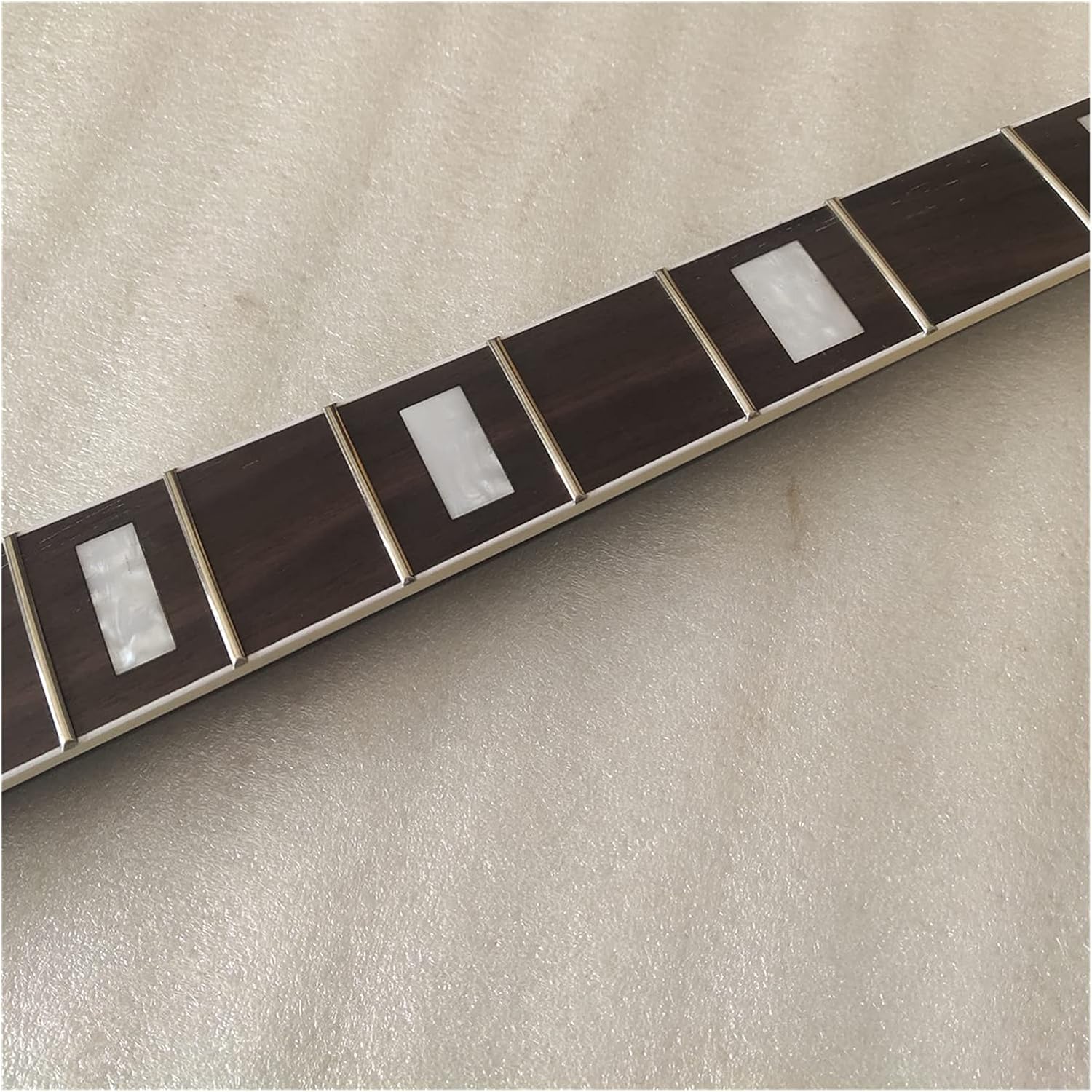 LYNLYN Guitar Neck Maple 21 Frets Bass Neck Replacement 4 String Rosewood Fingerboard 34 Inch Black