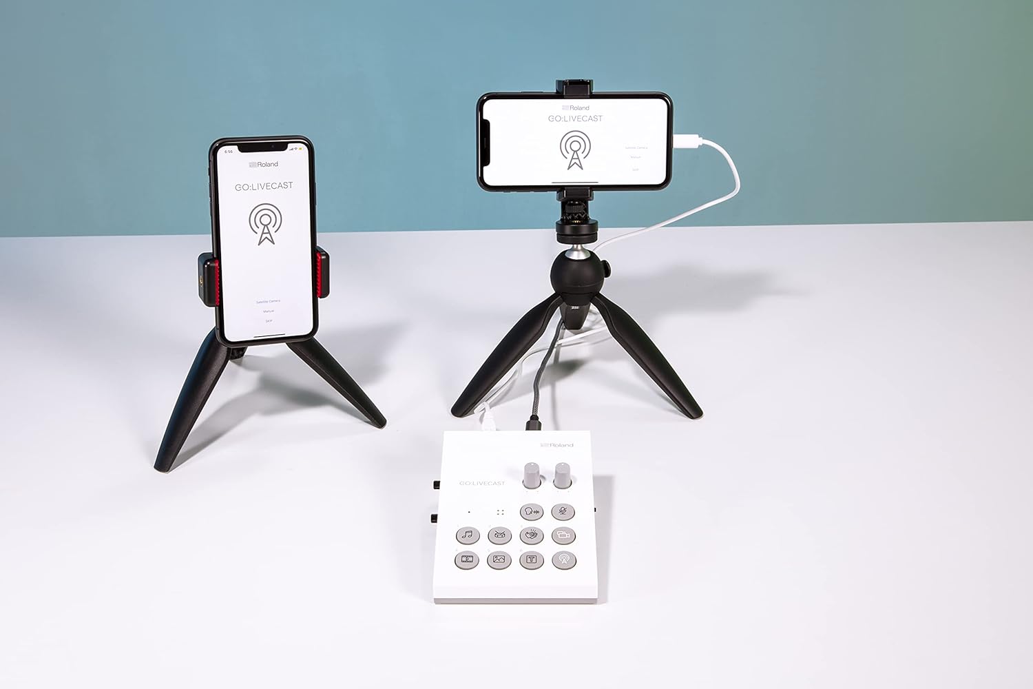 Roland GO:LIVECAST – Streaming Studio for iOS and select Android Devices – White