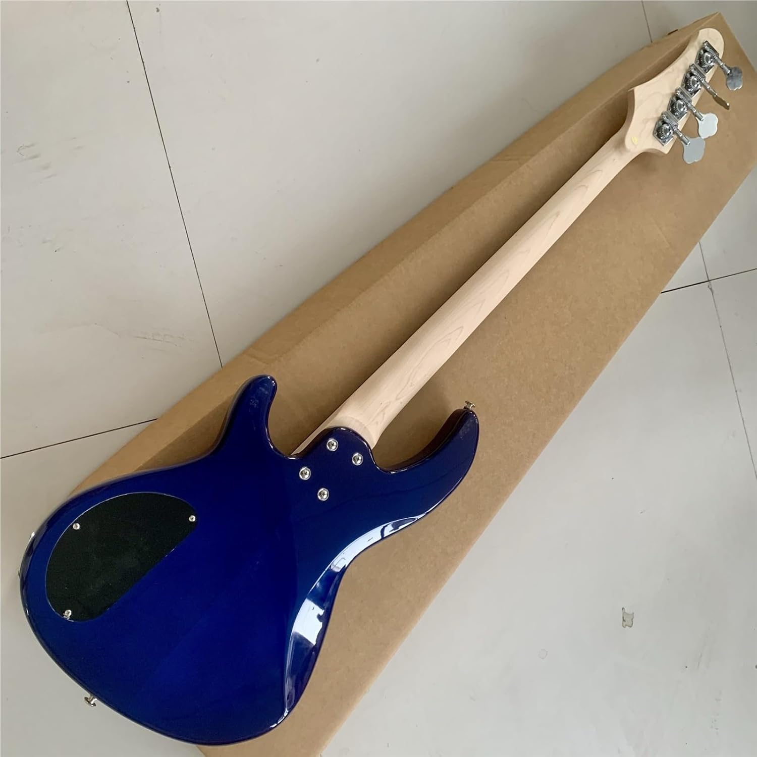 Beginner Electric Guitar Kits 4 String Solid Wood Electric Bass With Transparent Blue Water Ripple Maple Neck