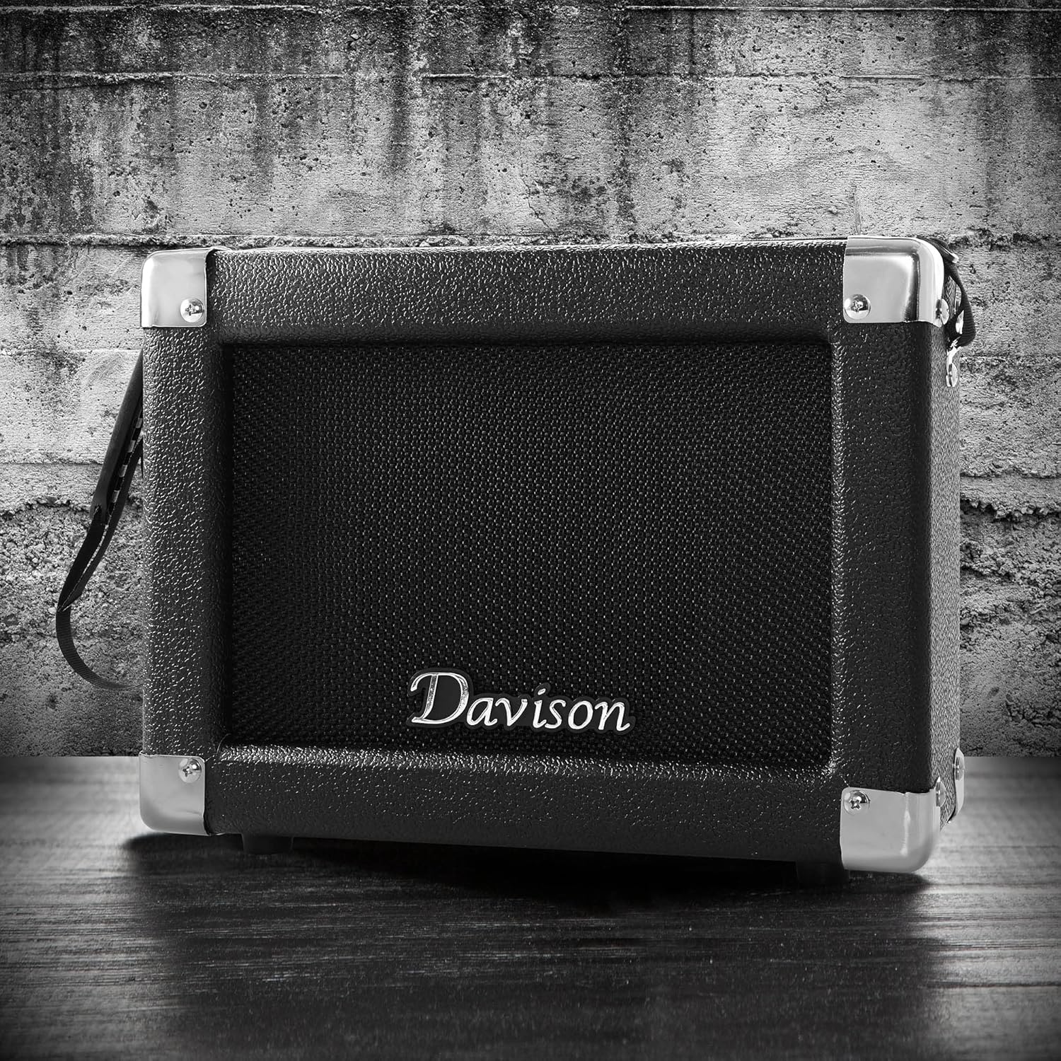 Davison Guitars 15-Watt Electric Bass Guitar Amplifier