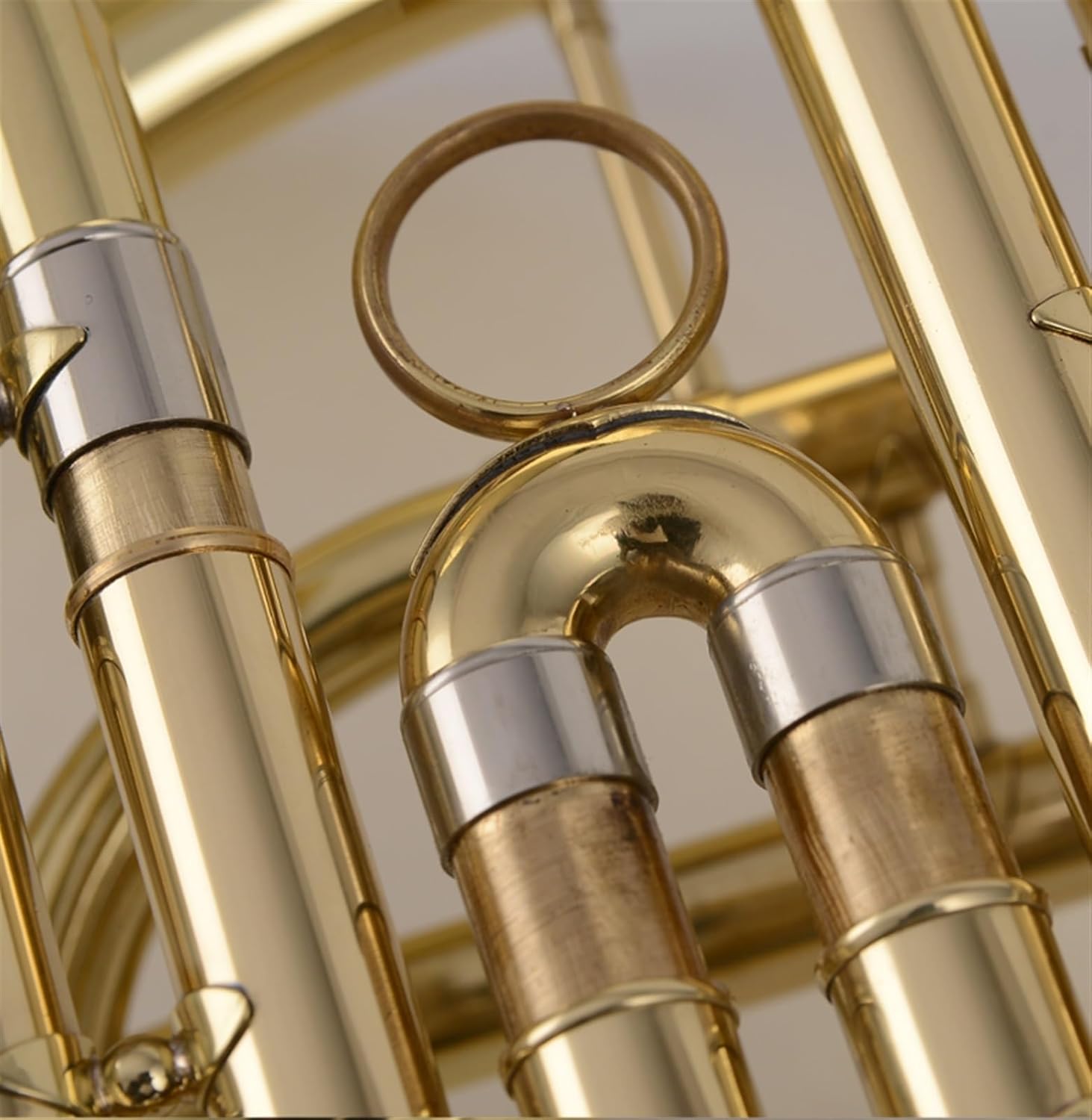 Brass French Horn Four-key Single Lacquered Gold French Horn In B Flat Adult Stage Instrument Professional Band Instrument