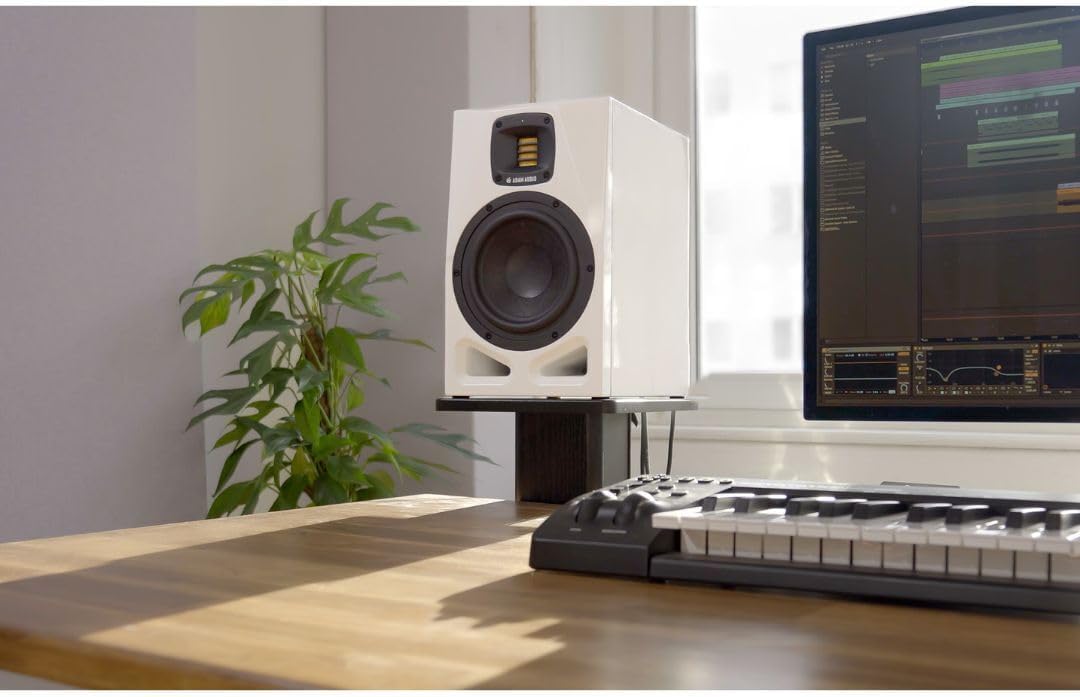 ADAM Audio A7V White