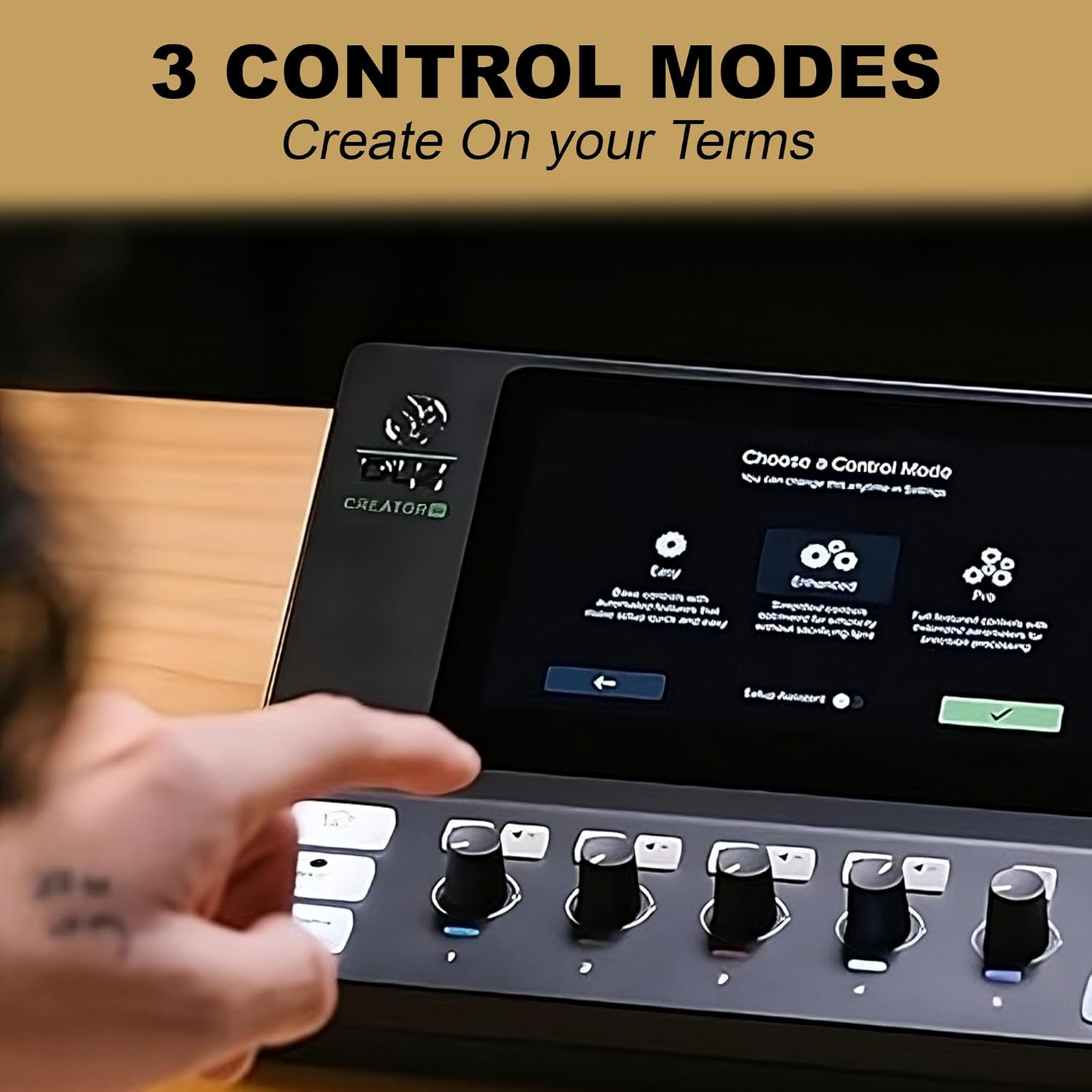 Mackie DLZ Creator XS Compact 6-channel Digital Mixer, USB, 7