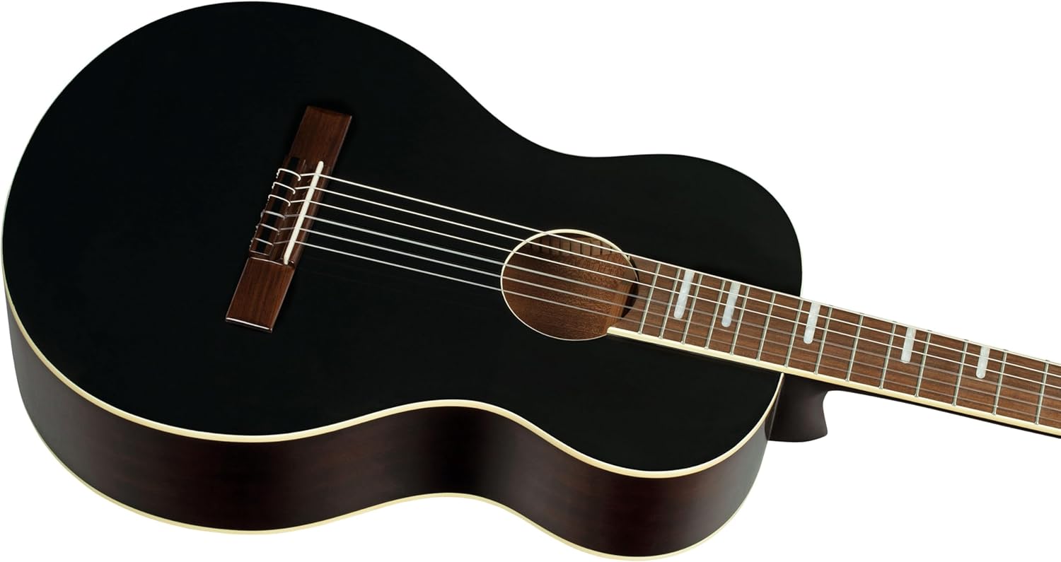 Ranger Series Short Scale Nylon String Parlor Guitar w/Bag