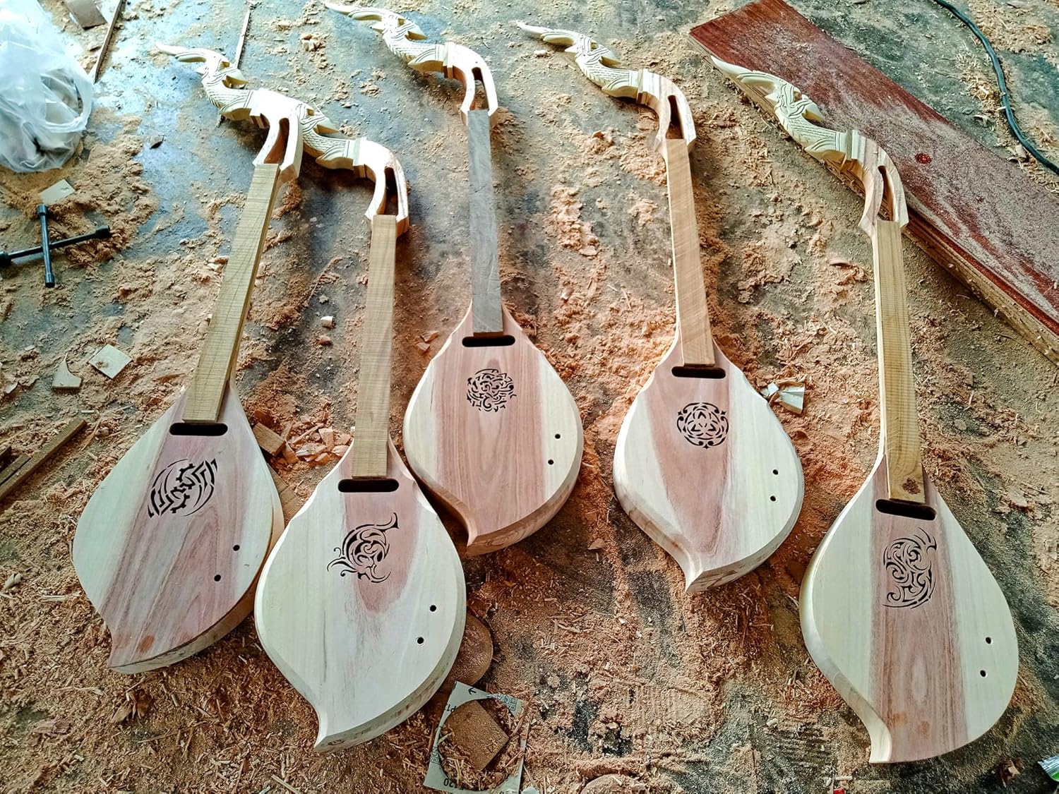 Isarn Black Electric Phin 3 Strings, Thailand Lao Guitar Musical Instrument, Traditional Thai Musical Pin117