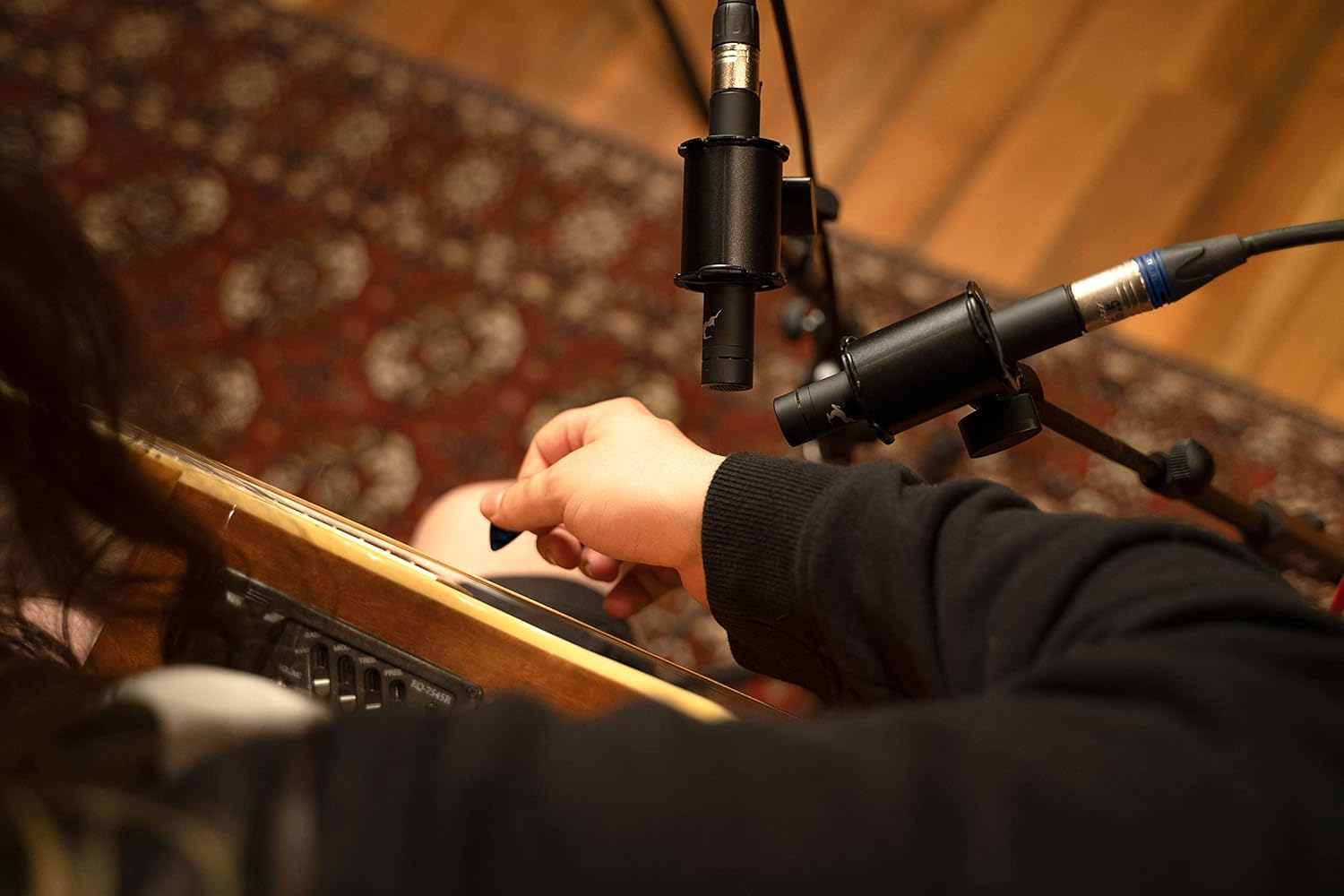 Antelope Audio Edge Note Small Diaphragm Modeling XLR Microphone — Dynamic Studio Cardioid Condenser Mic for PC Gaming, Podcasting & Recording — High SPL w/Pad Attenuator for Drums, Brass & Strings