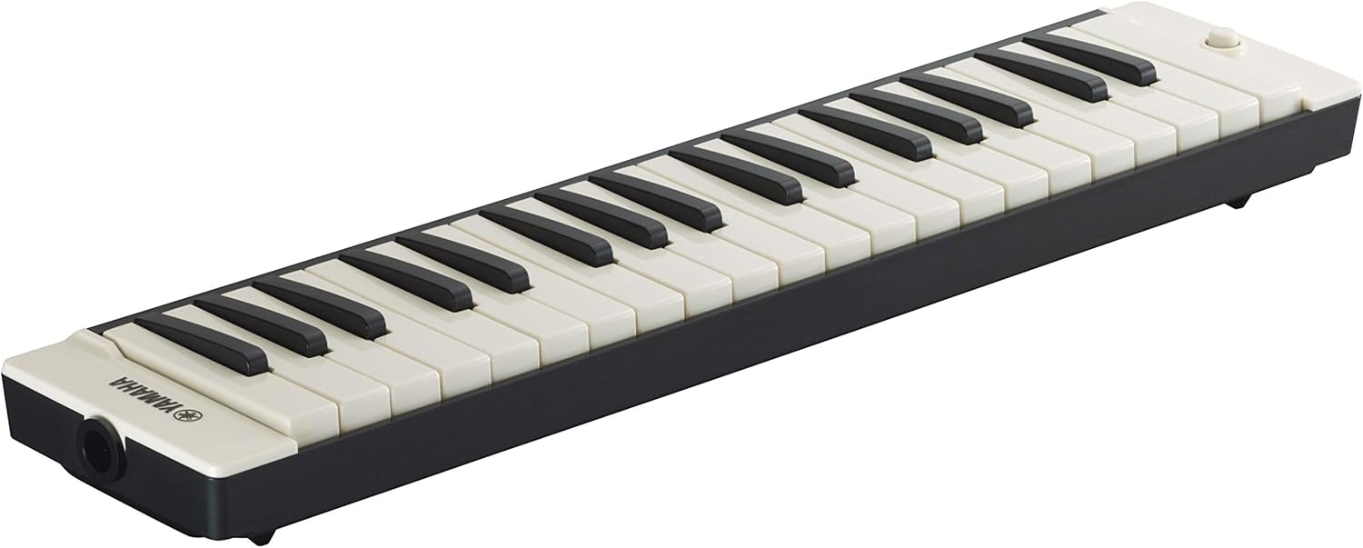 Yamaha Pianica 37-note Melodica, Black (P-37EBK)