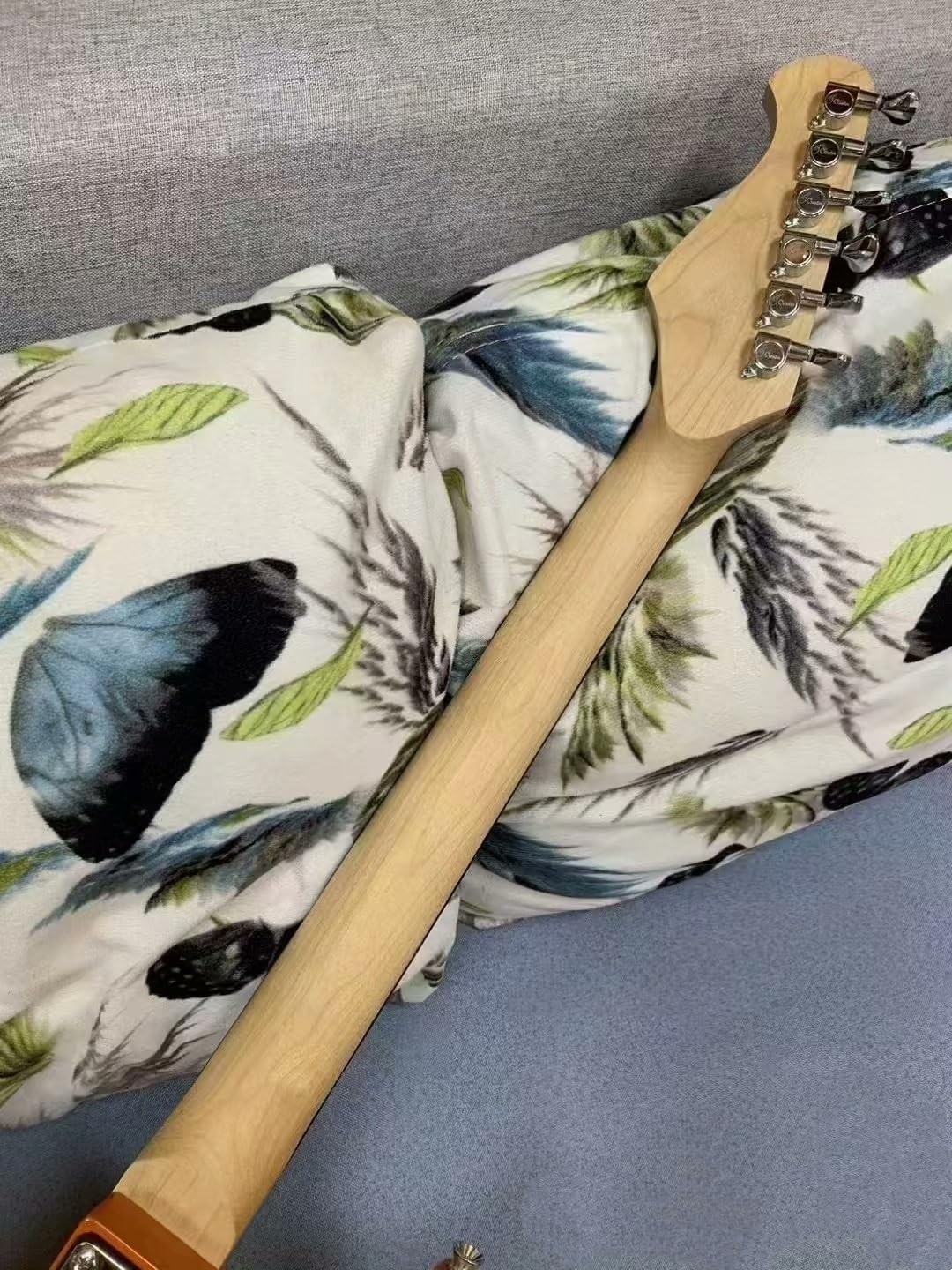 41-inch Solid Wood Electric Guitar - Sunny Yellow (Rosewood Fretboard, Maple Neck)