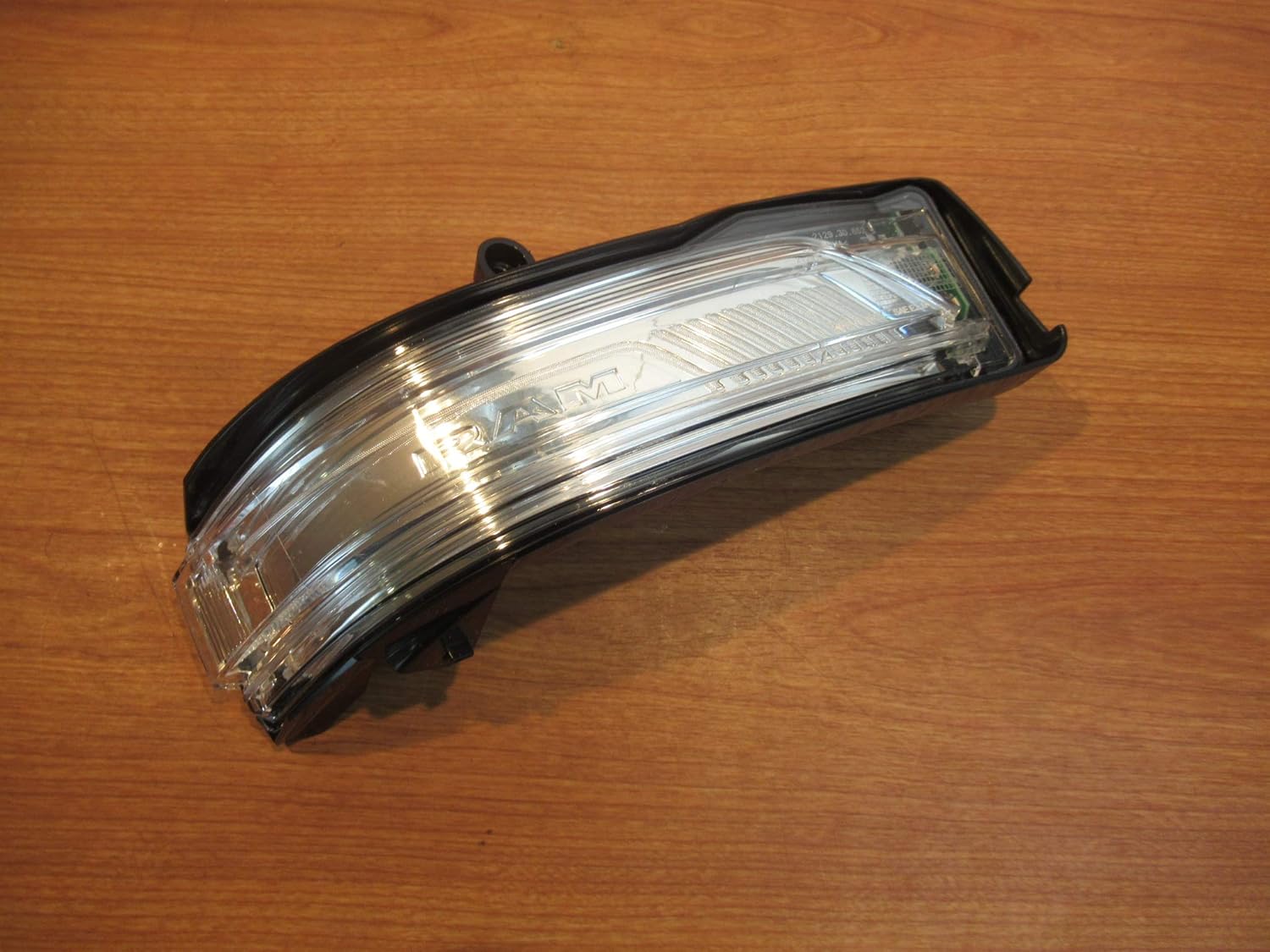 2019-2021 Ram 1500 DT (New Body) Right Passenger Side Mirror Turn Signal New OEM