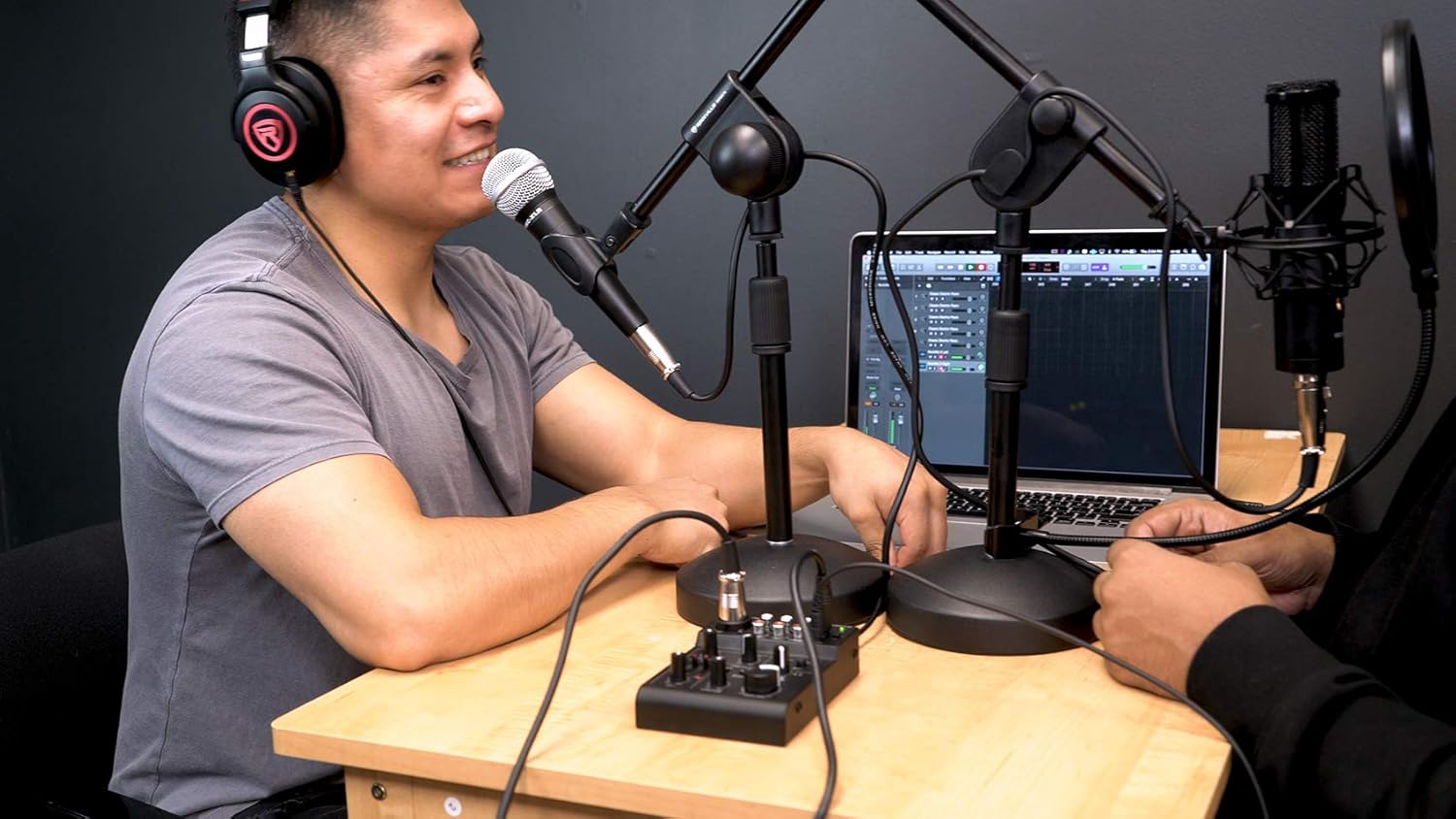 Rockville RockMix 5 USB Computer Recording Interface Mixer w/Bluetooth, Echo, EQ