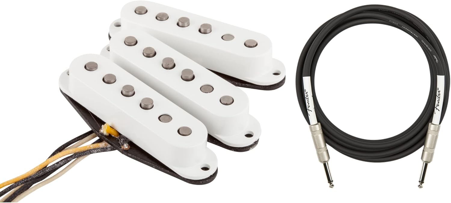 Fender Custom Shop Texas Special Stratocaster Pickups - White Bundle with Instrument Cable