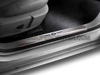 Stainless Steel Door Sill Guard with White Illuminated Chrysler Winged Badge (2005-10 300lx and Touring)