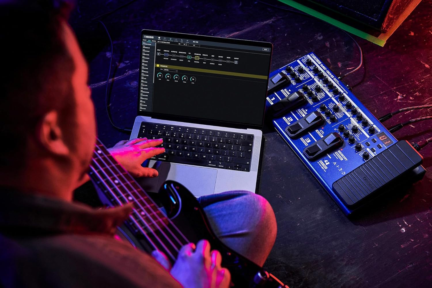 Boss ME-90B Bass Multi-Effects Bundle with Gearlux Instrument Cable, Patch Cable, and Picks