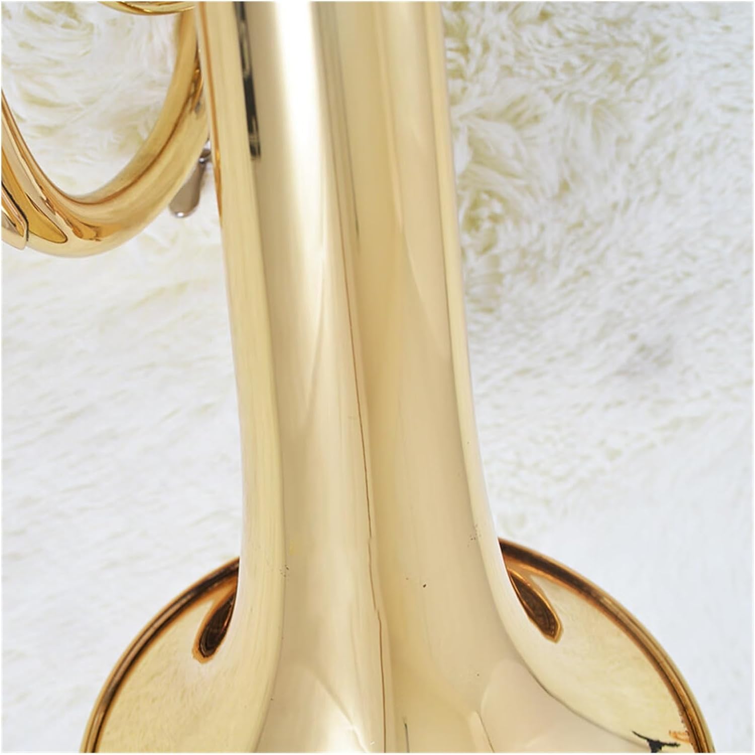 Cornet instrument Bb tone instrument suitable for beginners to play