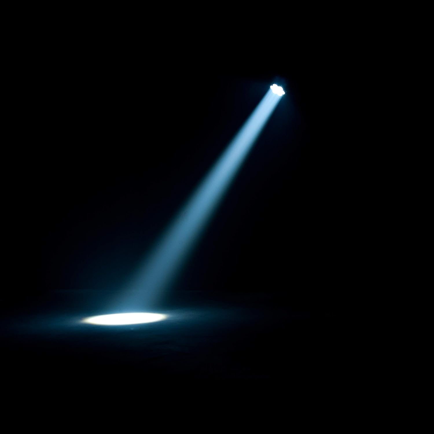 Vizi Hex Wash7 a 105W RGBAW + UV LED Powered Moving Head wash Light