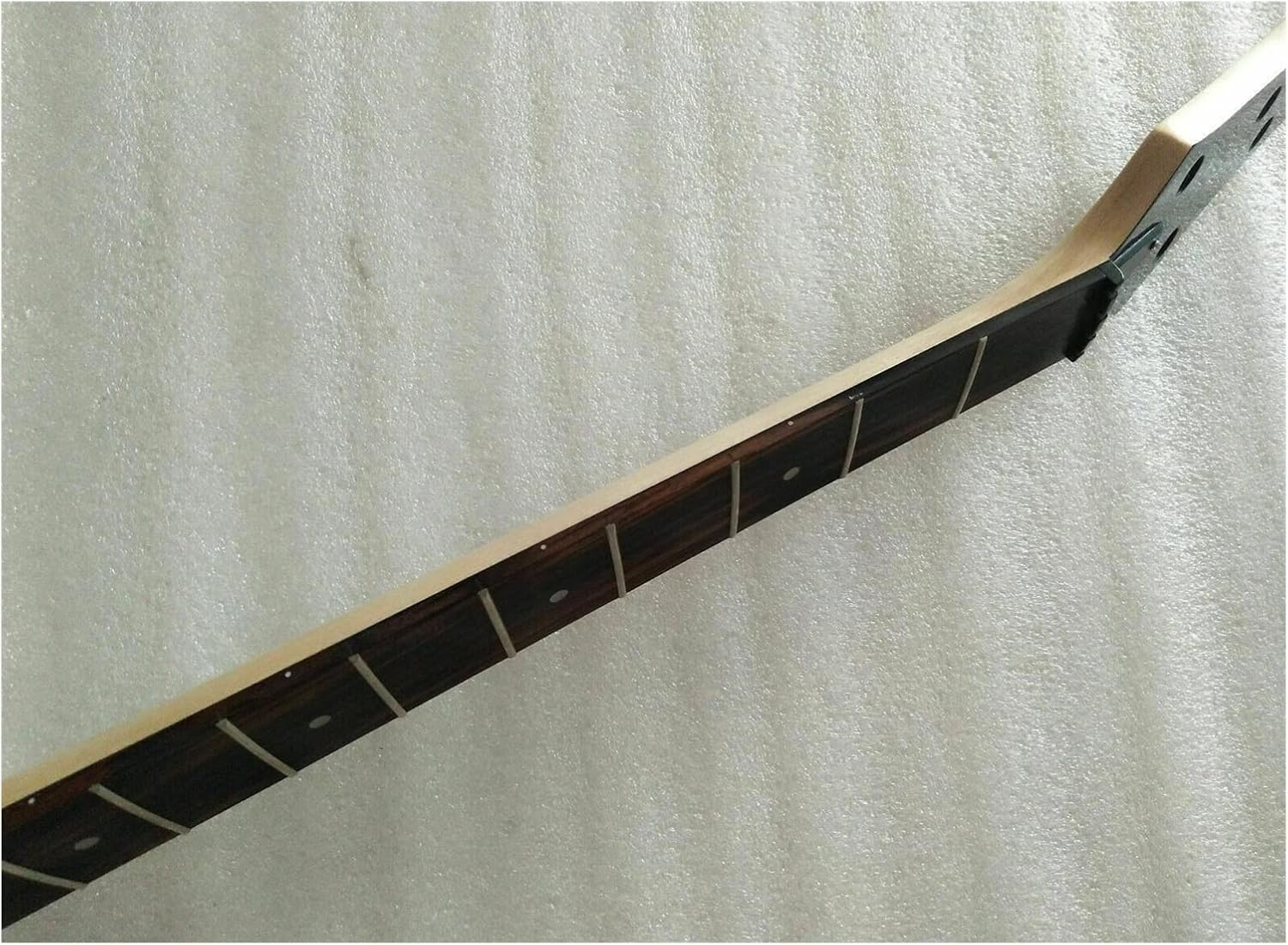 4 String Maple 24 Frets Bass Guitar Neck Replacement Rosewood Fingerboard 34 Inch Electric Guitar Neck