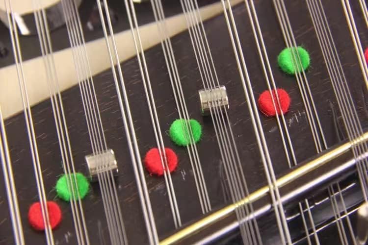 LANDTOM chicken wing wooden shell carving fairy lotus panda 402 dulcimer, professional musical instrument playing Yangqin (Chicken wing wood Lotus)