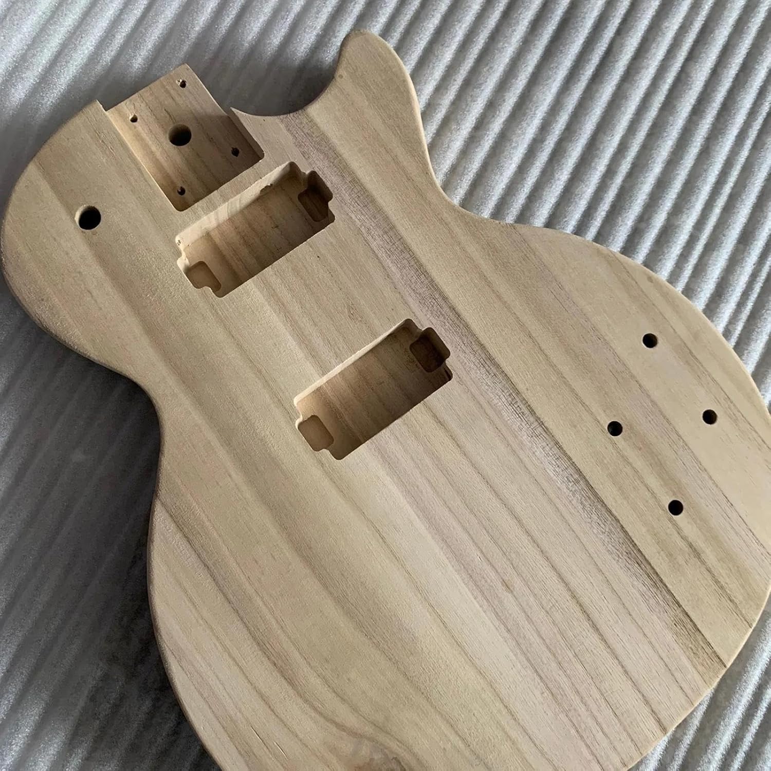Guitar Body Guitar Replacement Parts Unfinished Electric Guitar Body Maple Wood Blank Guitar Barrel For Bass Guitars DIY Parts