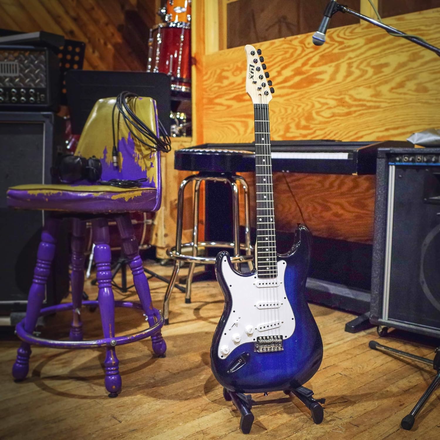 LyxPro Left Hand 39 Inch Electric Guitar and Starter Kit for Lefty Full Size Beginner’s Guitar, Amp, Six Strings, Two Picks, Shoulder Strap, Digital Clip On Tuner, Cable and Soft Case - Blue