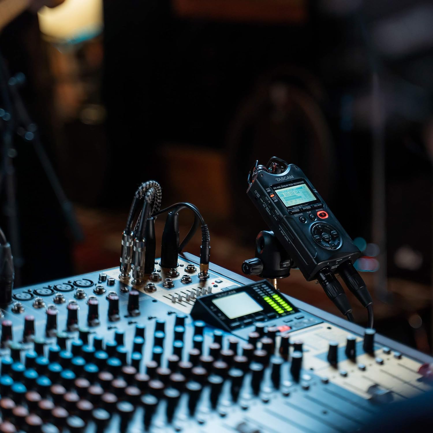 TASCAM DR-40X with Windscreen, Power Adapter and Case