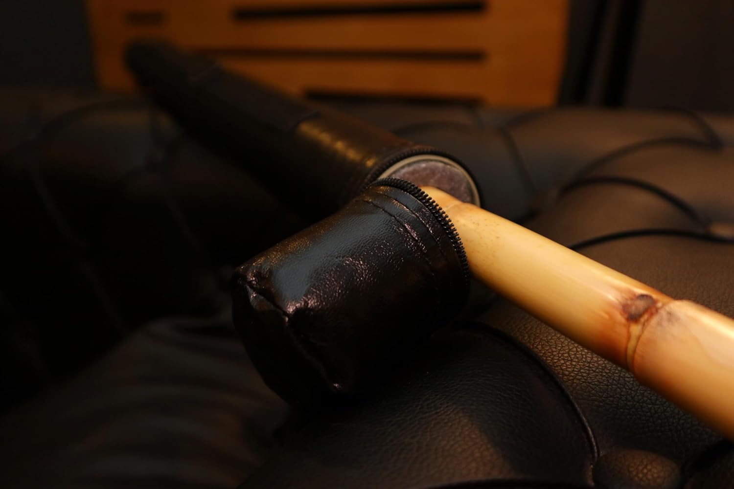 Professional Kiz Ney (B) Classic Turkish Traditional Bamboo Flute Woodwind Instrument with Faux Shiny Leather Bag