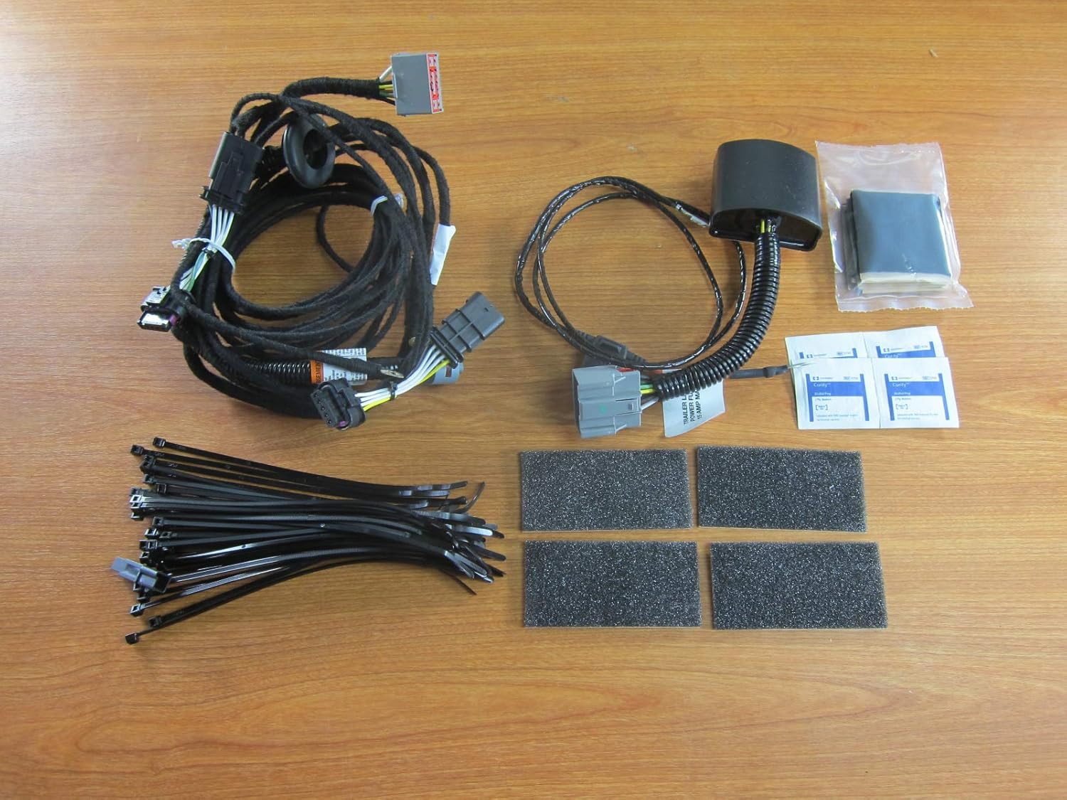 Mopar 2015-2020 Jeep Renegade Four Way Flat Trailer Tow Wiring Harness New OEM